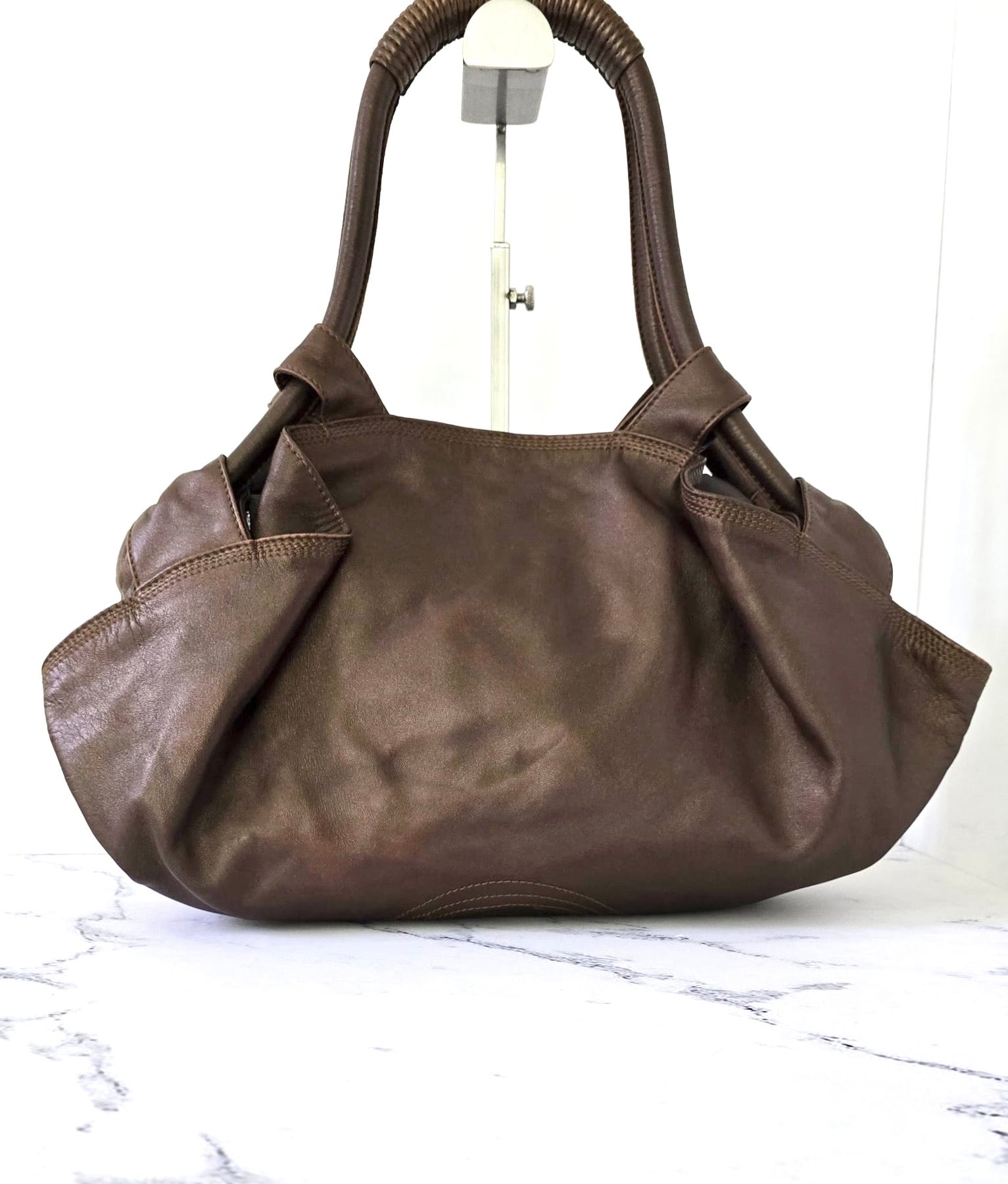 Loewe 中古咖啡色納帕雲朵包 側背包