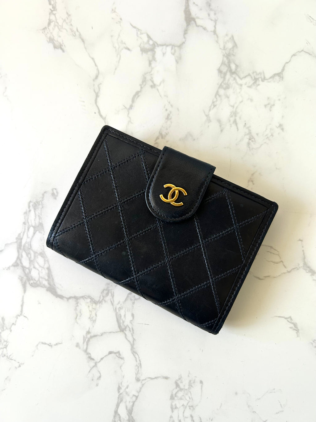 CHANEL rare black lambskin gold label short wallet / wallet