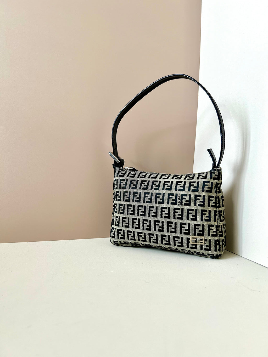 FENDI Zucchino blue and black old flower silver buckle small lunch box bag/underarm bag/side backpack