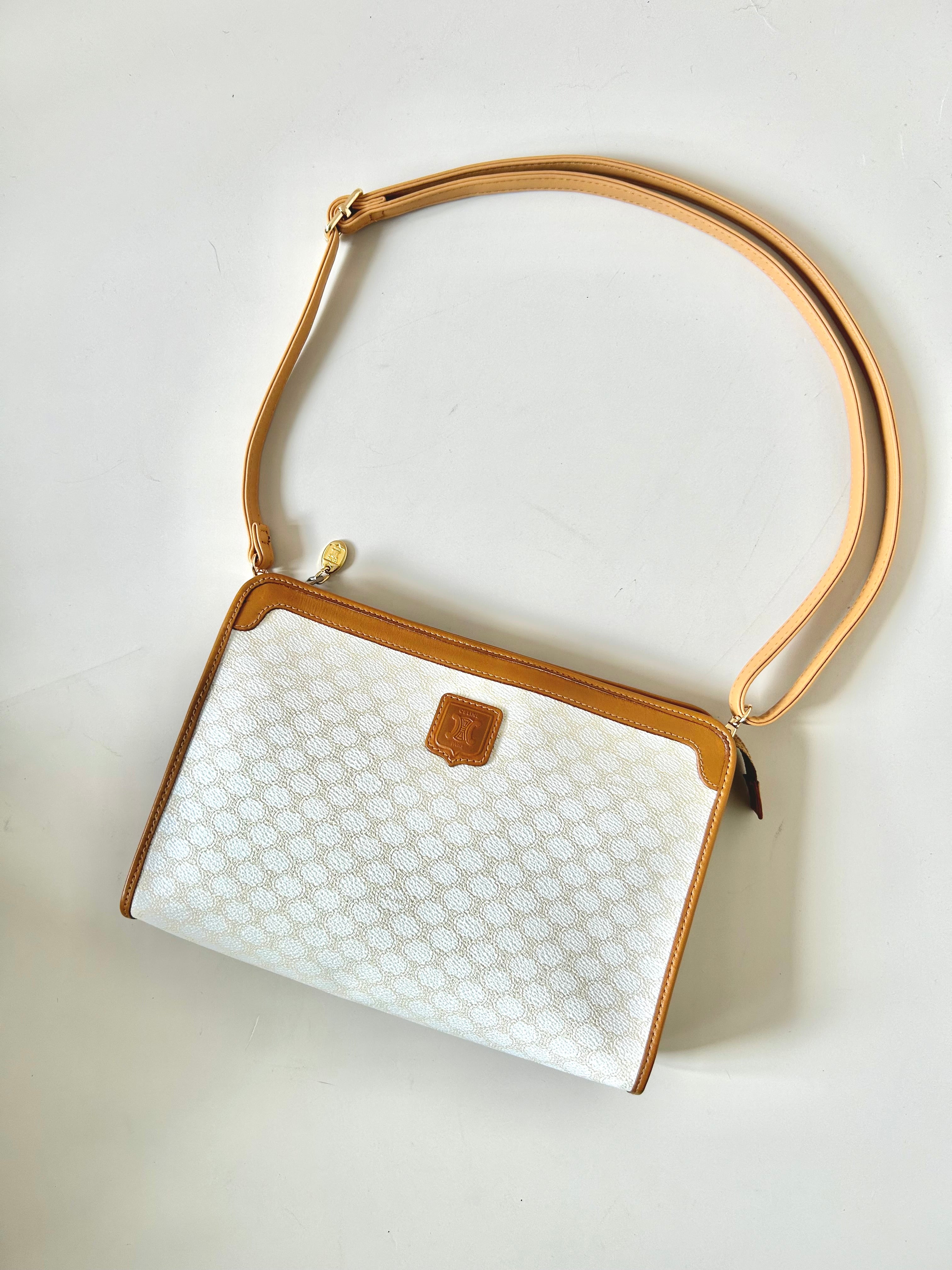 CELINE rare white old flower leather square small bag/clutch/side bag/crossbody bag