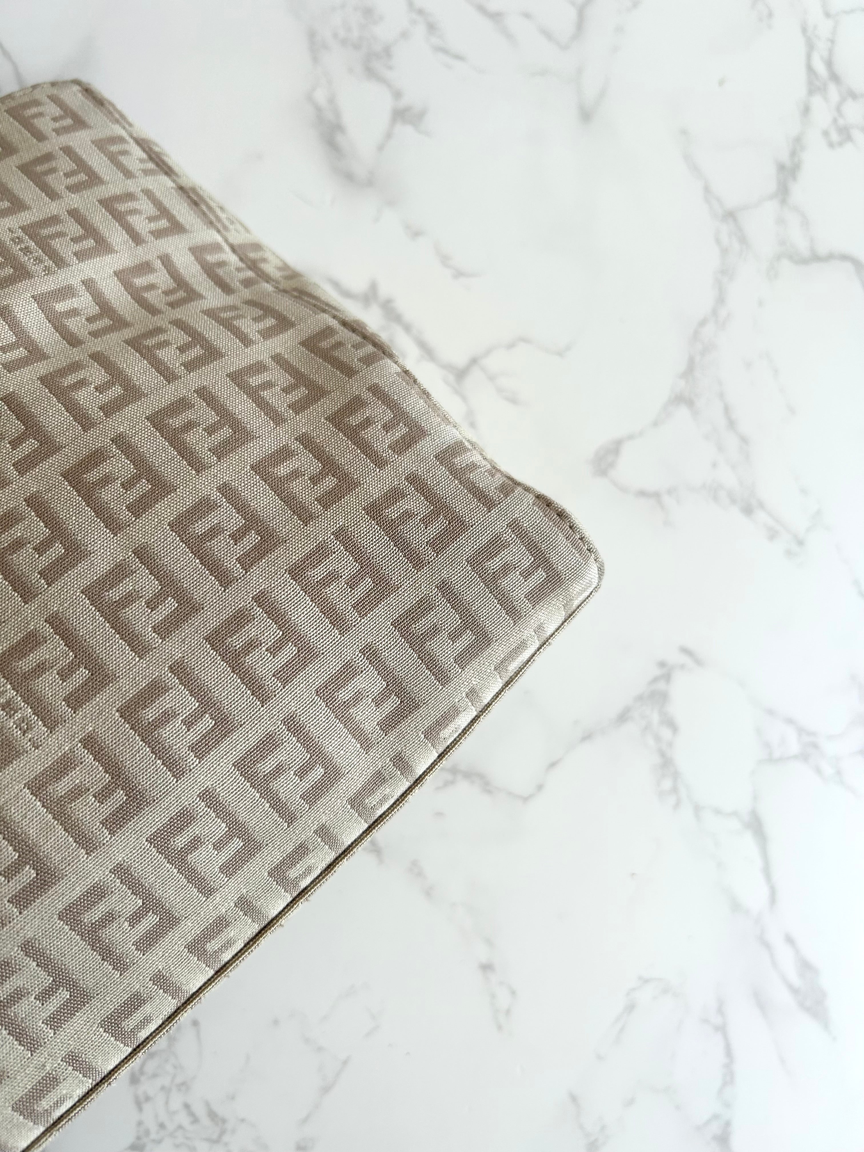 FENDI Zucchino Milk Tea Color Monochrome Tote Bag/Side Bag