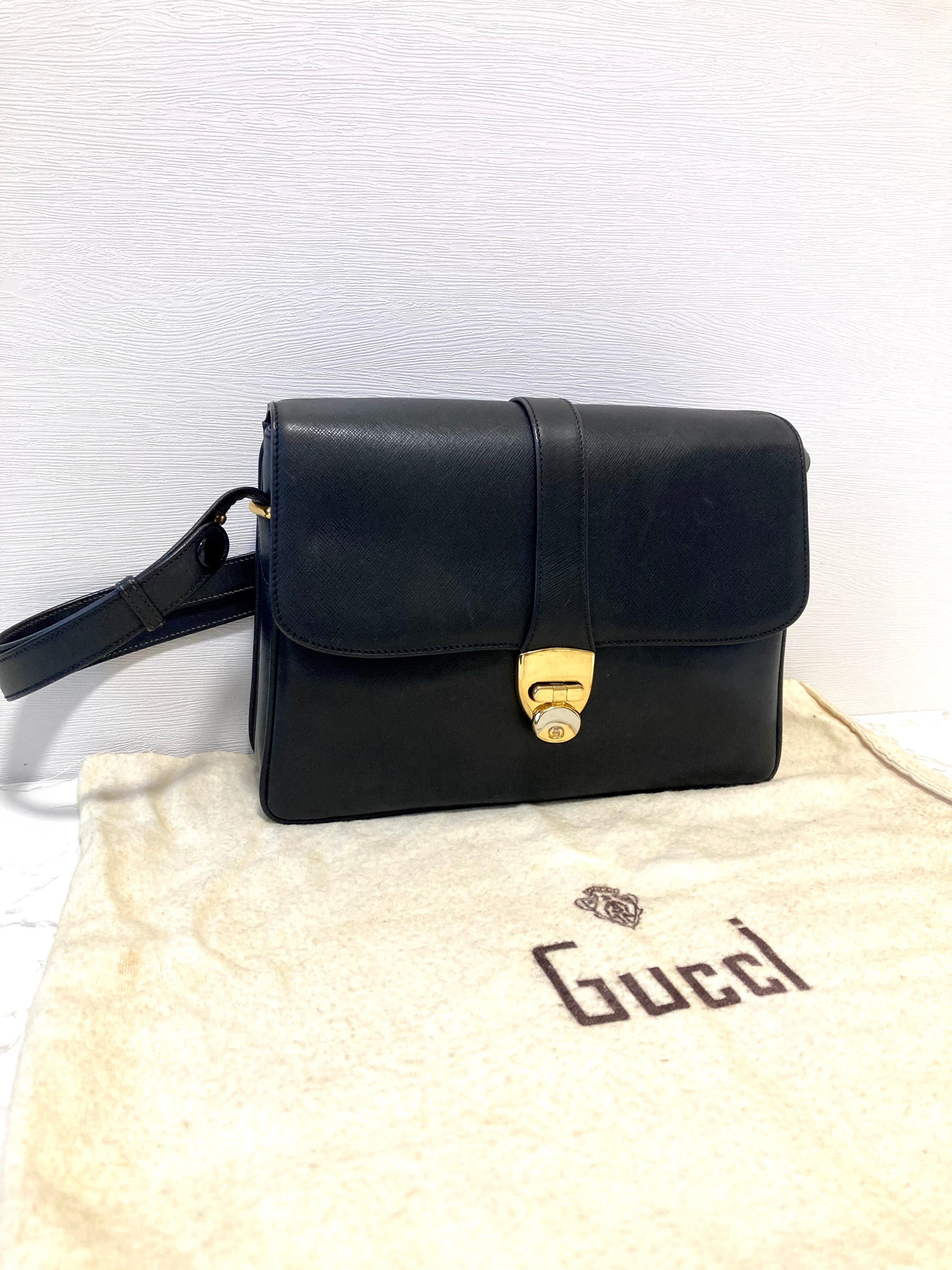 GUCCI Black x Gold Leather Shoulder Bag