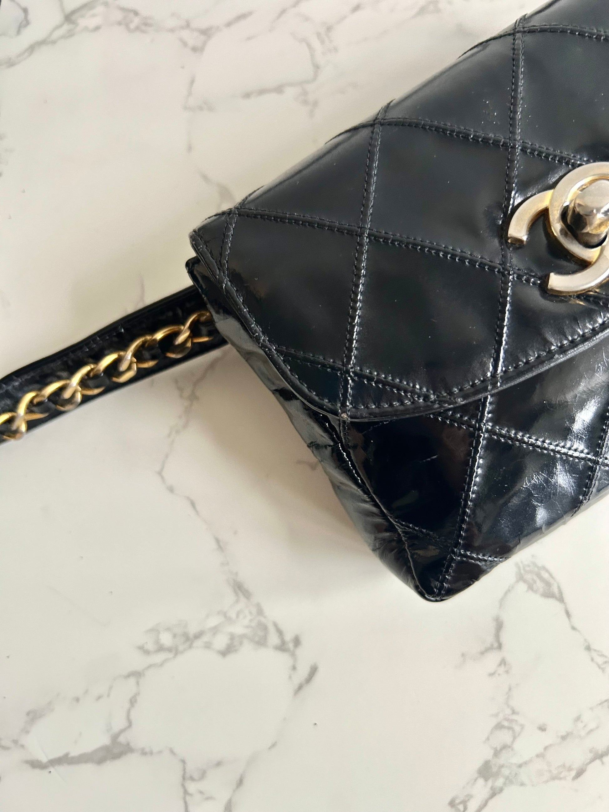 CHANEL rare black leather gold swivel buckle belt bag/side bag/clutch