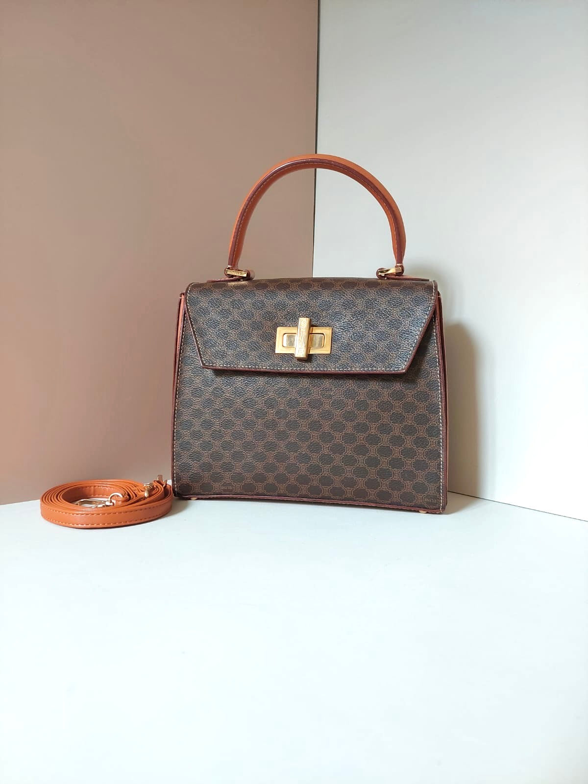CELINE Coffee-colored presbyopic rotating buckle Kelly bag/side bag/crossbody bag/handbag