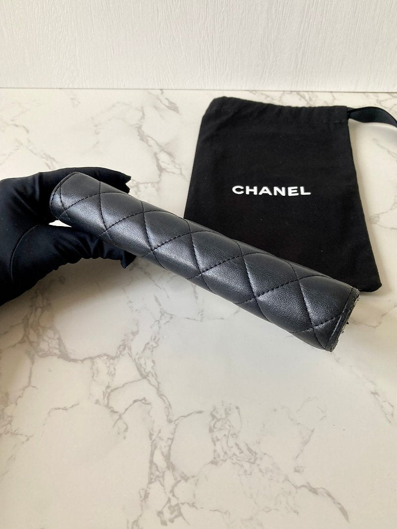 CHANEL 經典黑色小羊皮革格紋銀標長夾/錢包
