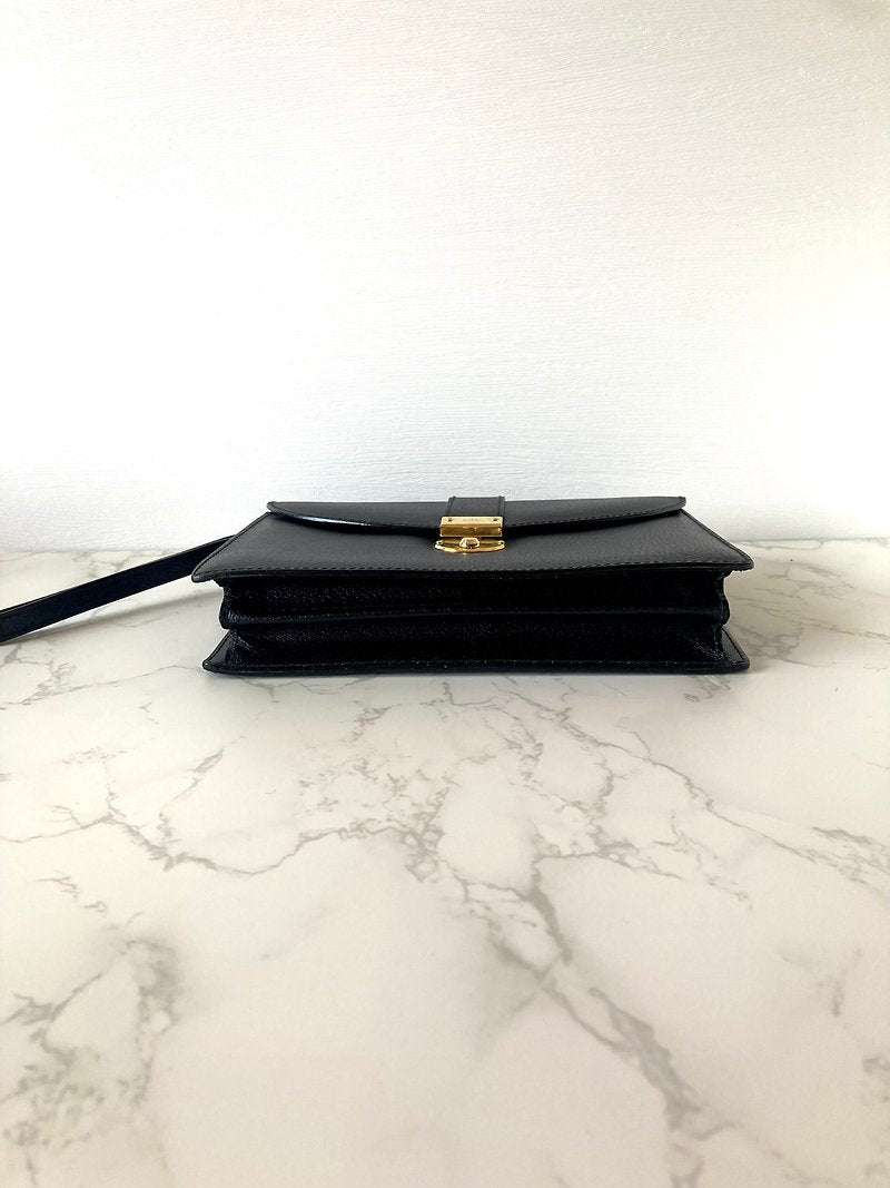 GUCCI rare black small gold lock leather small bag/side bag/crossbody bag/clutch bag