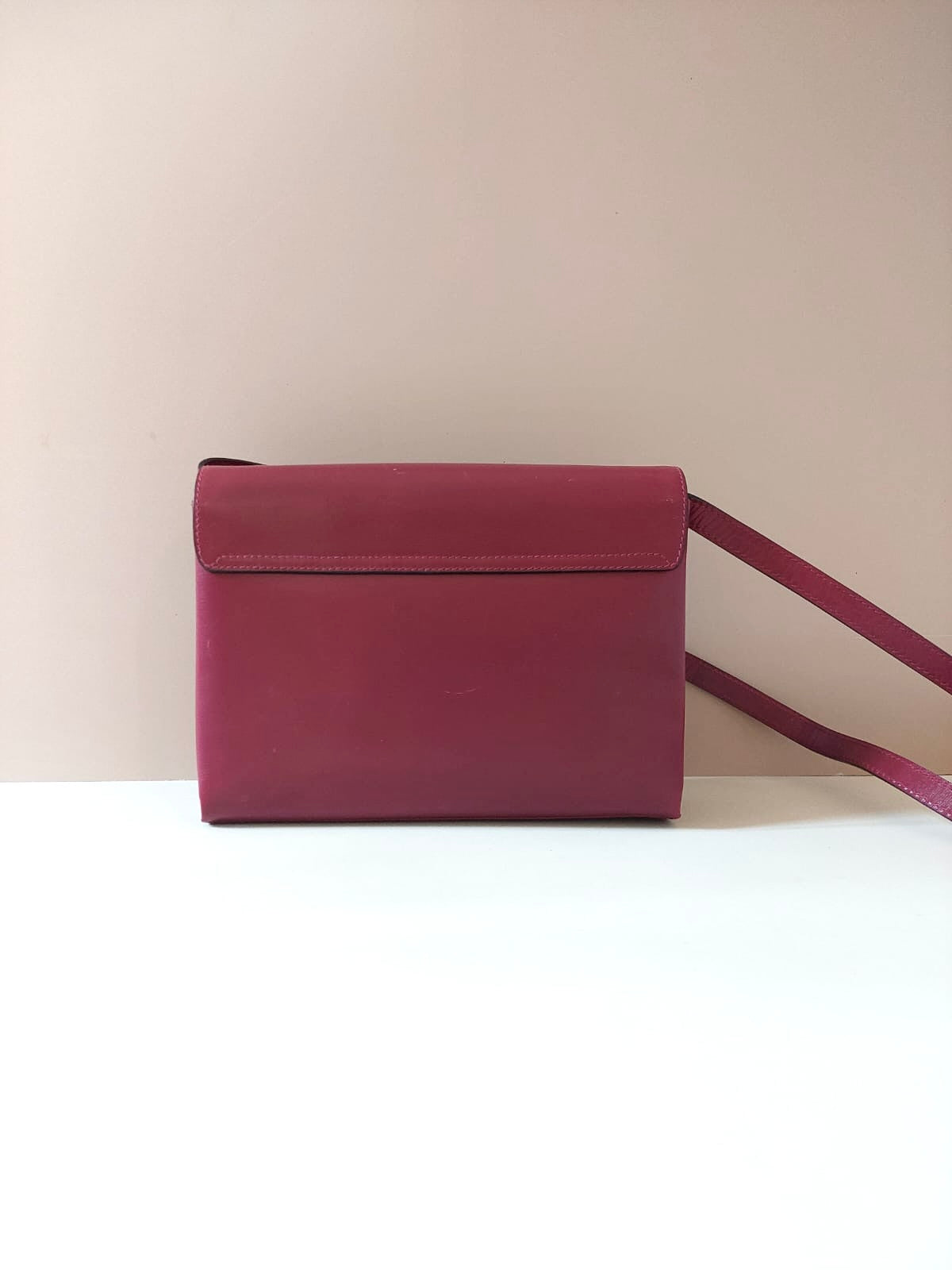 CELINE rare wine red gold teardrop rudder chain leather box small bag / side bag / oblique bag