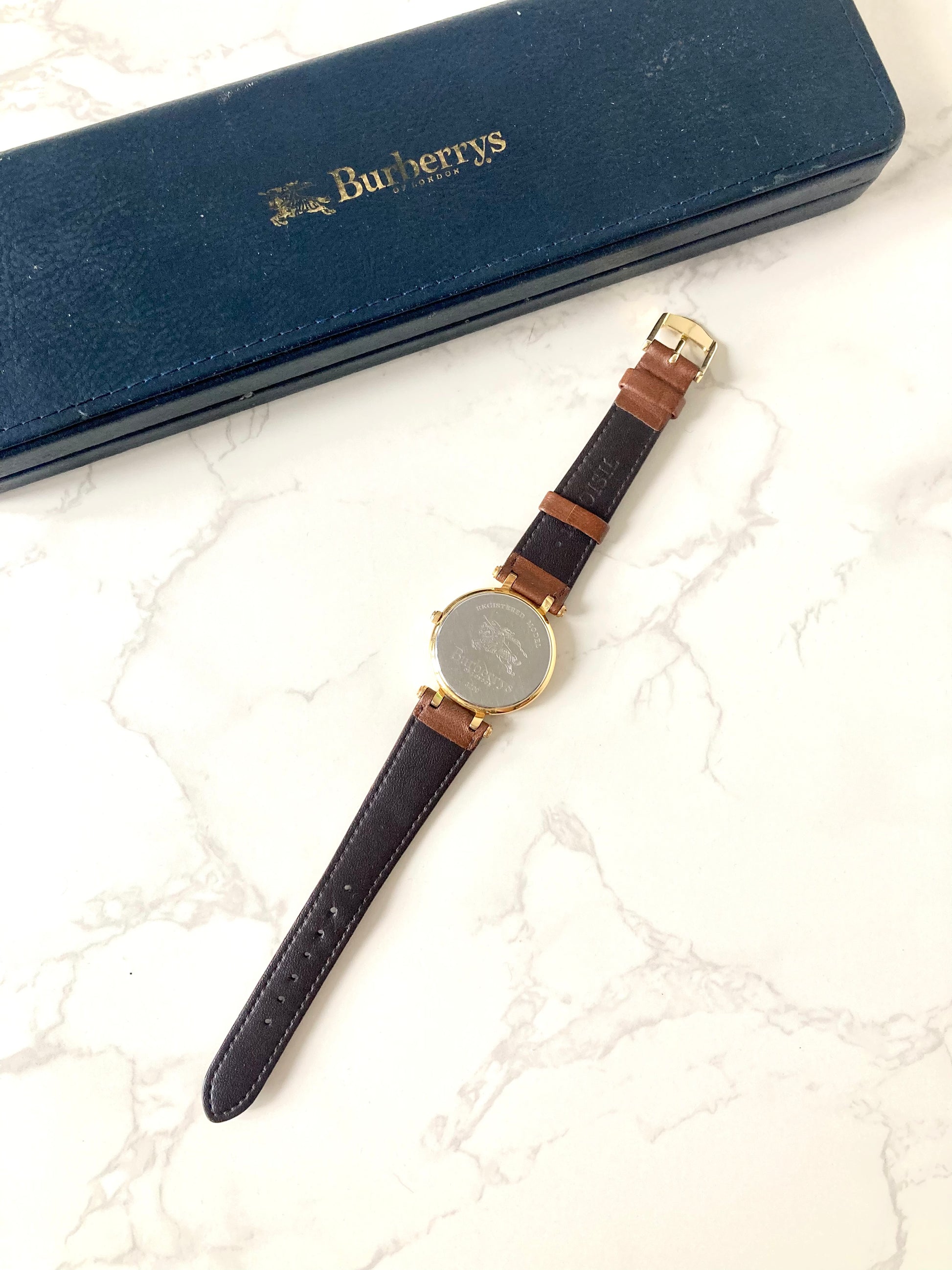 BURBERRYS Horse Carriage Classic Brown Leather Unisex Watch