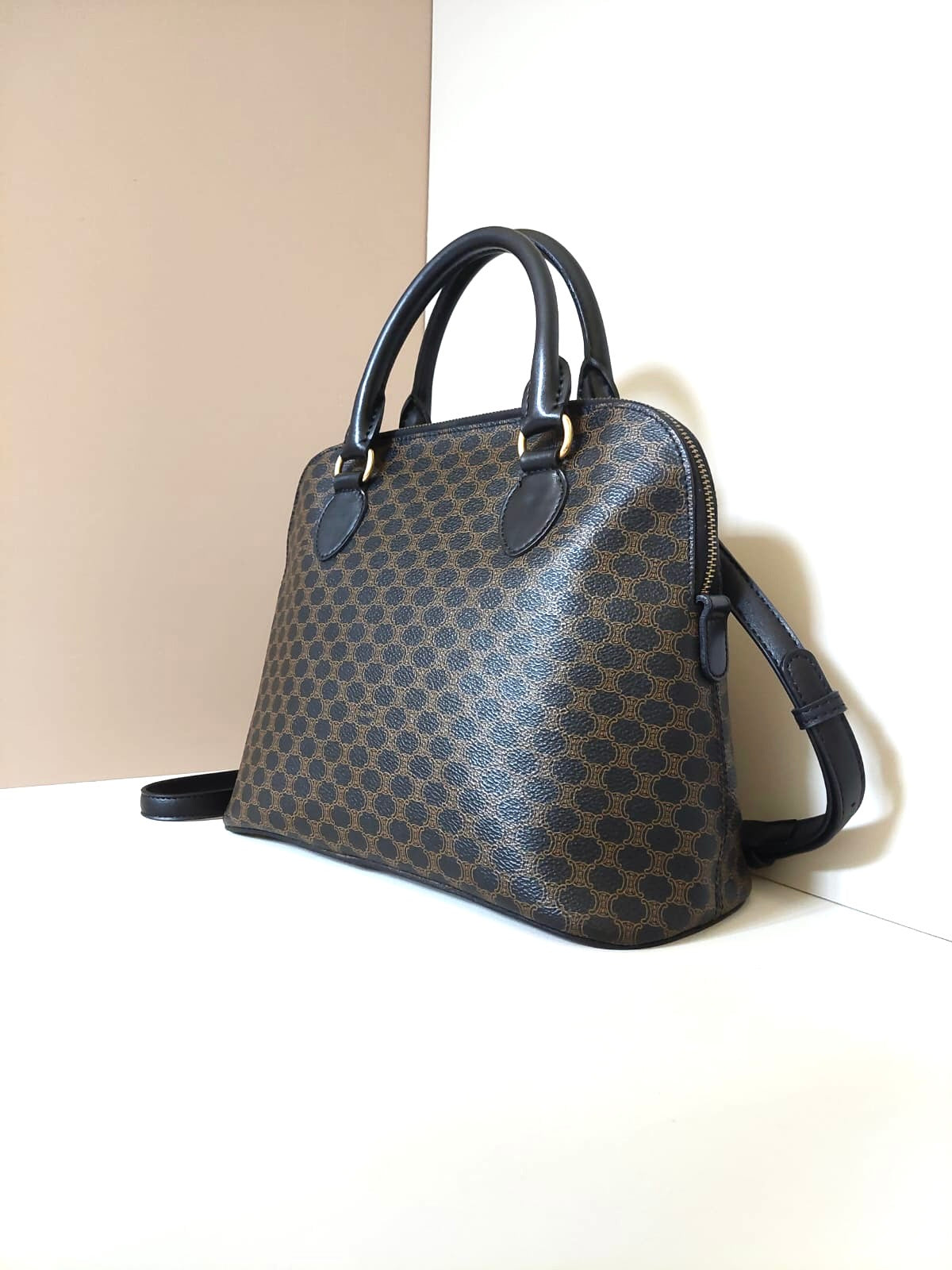 CELINE rare black old flower shell leather bag / side bag / oblique bag