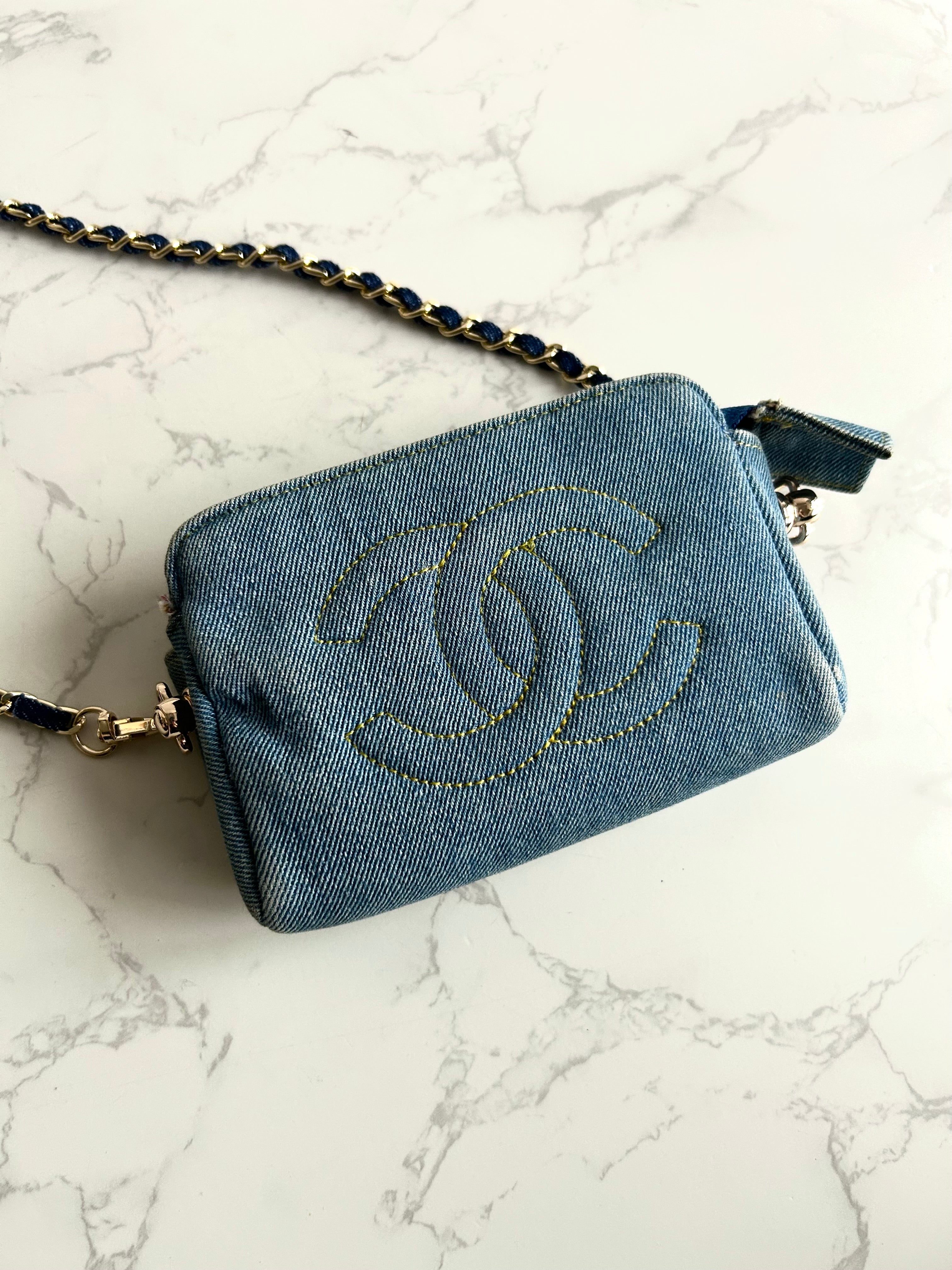 Extremely Rare Used Chanel Two-Way Topstitched Denim Bag Shoulder Bag Crossbody Bag