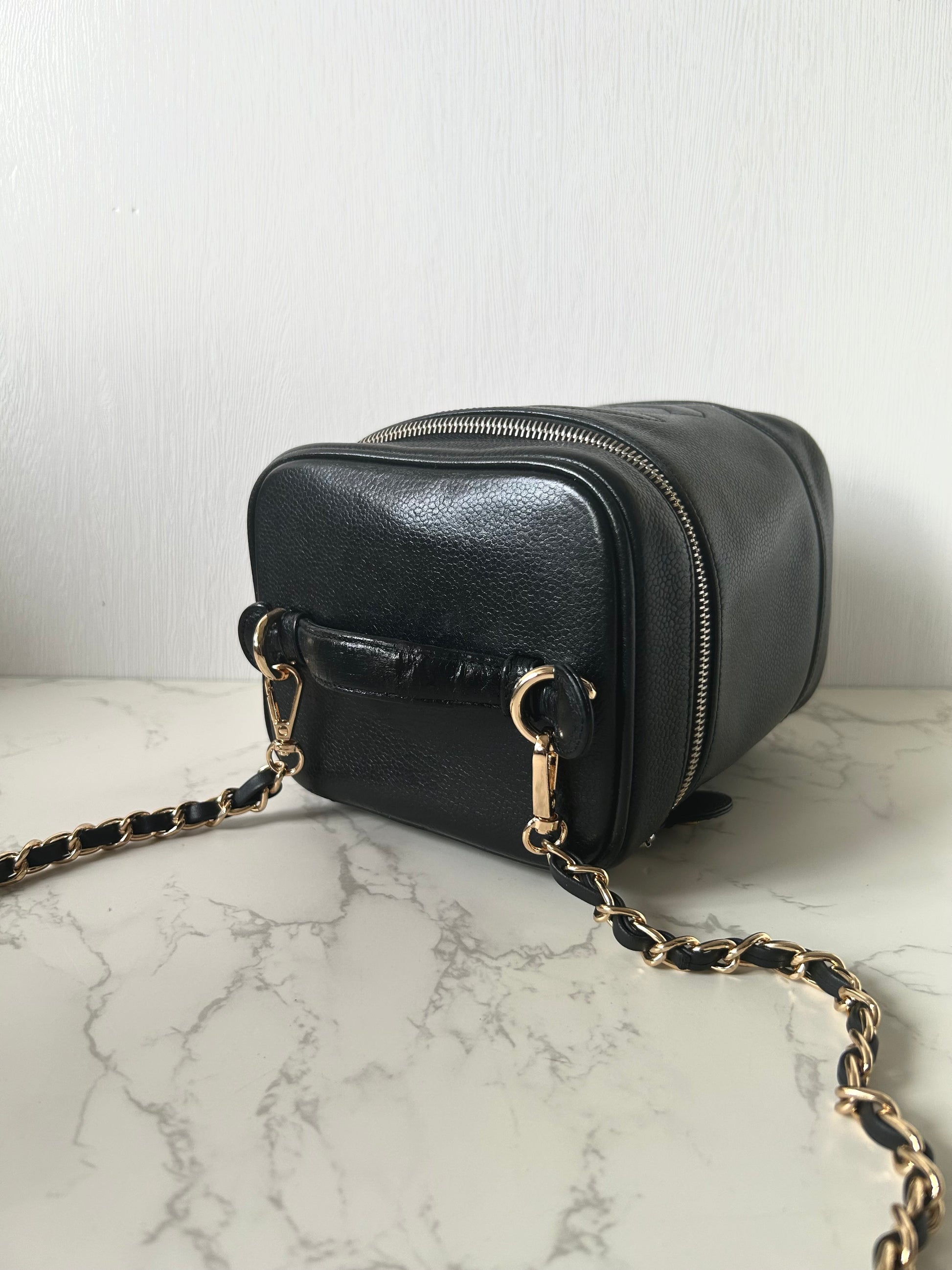 CHANEL Rare Vertical Black Caviar Leather Vanity Box Bag/Side Bag/Messenger Bag/Clutch Bag