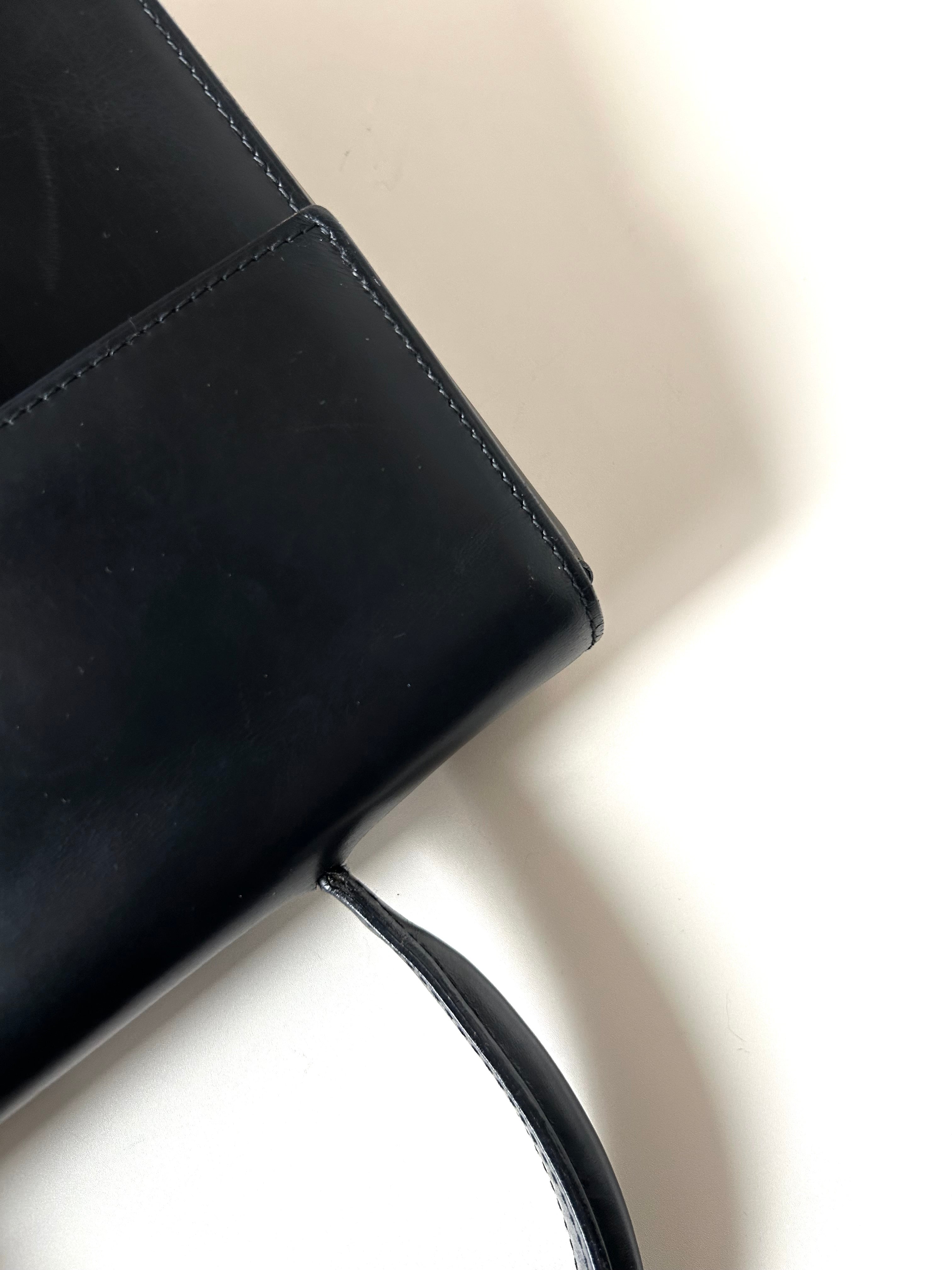 CELINE 稀有旋轉移動黑金色大星球Kelly Handle/手提包