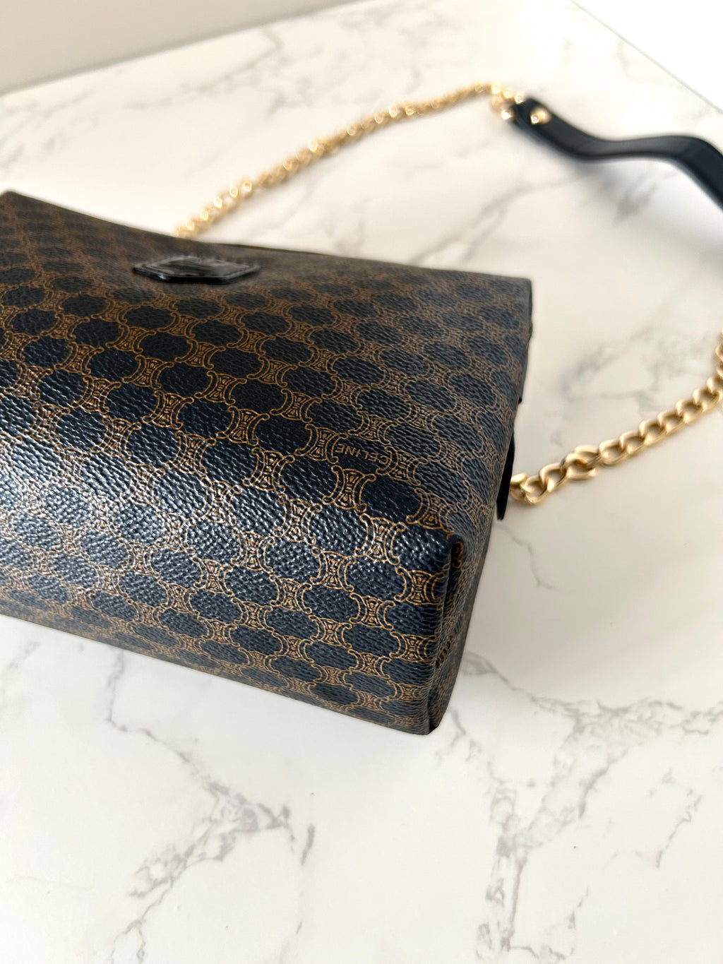 CELINE Rare Medium Cloud Black Old Flower Side Bag / Diagonal Bag