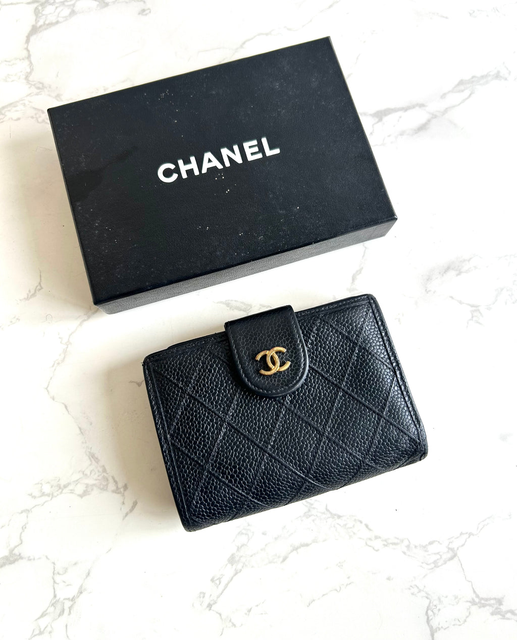 Chanel黑色魚子醬皮革中夾 皮夾 錢包 短夾 中古包