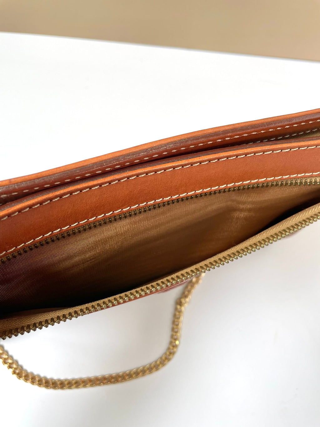 CELINE Beige Apricot Old Flower Leather Gold Arc de Triomphe Buckle Small Bag/Side Bag/Messenger Bag