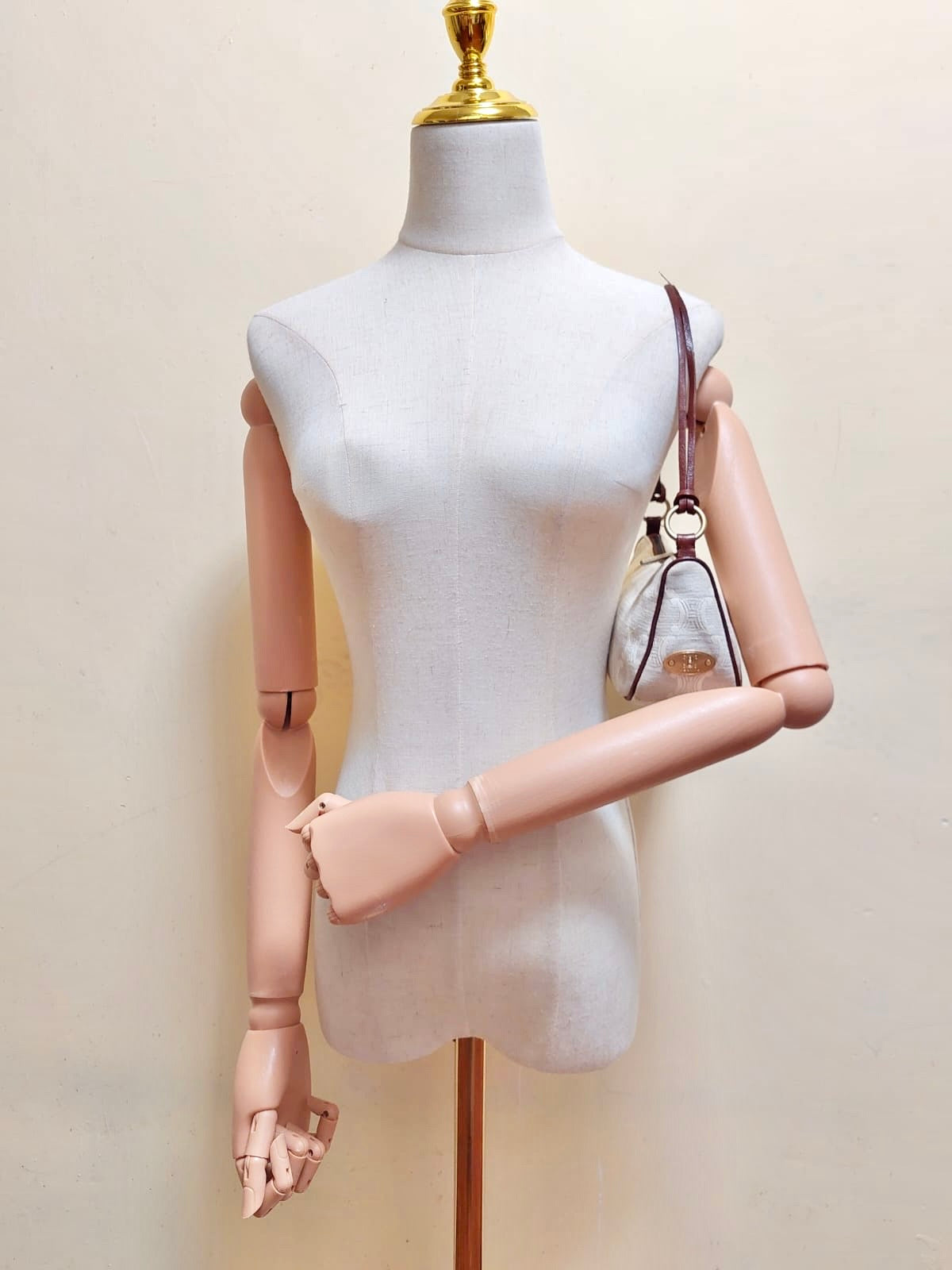 CELINE rare milk tea color Arc de Triomphe old flower small bag/side backpack/underarm bag