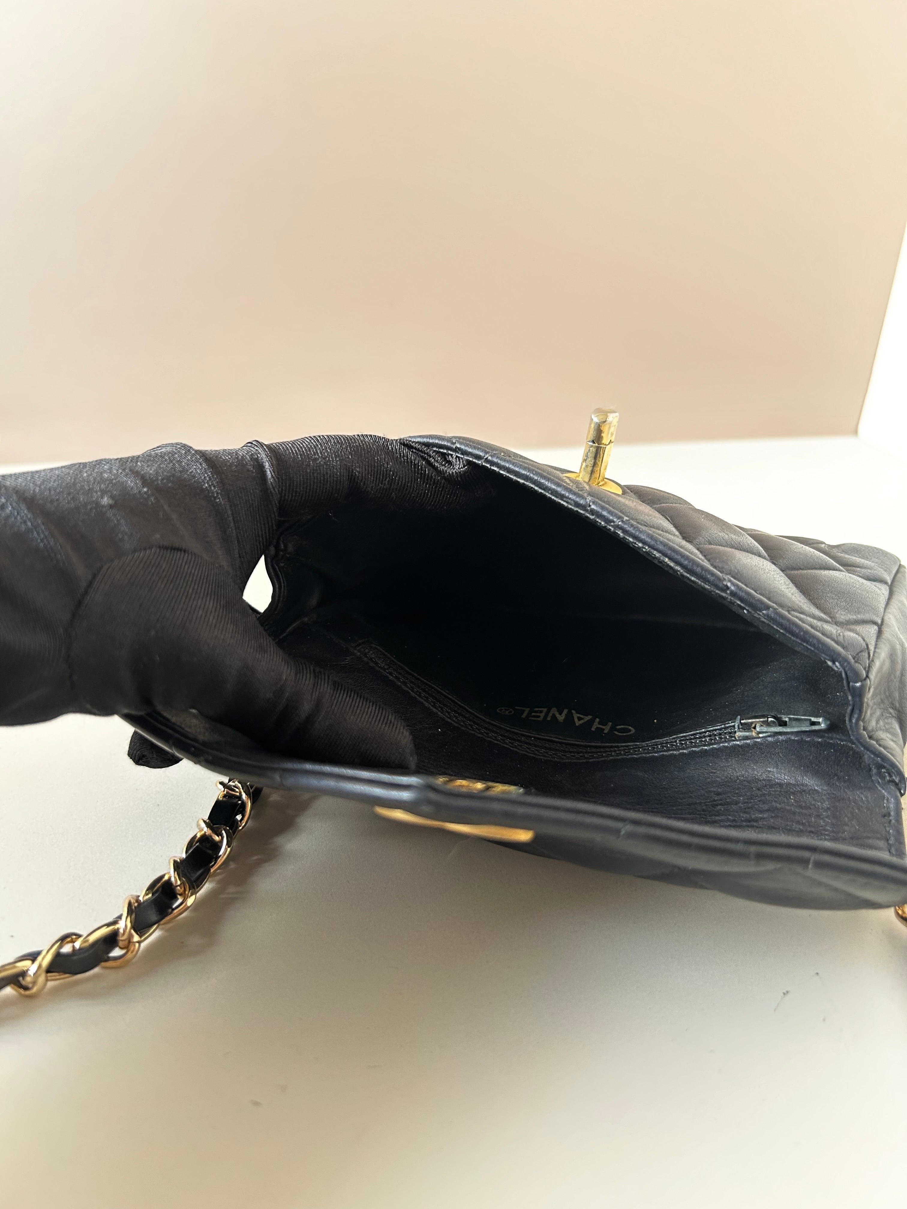 CHANEL rare black leather gold swivel buckle belt bag/side bag/clutch
