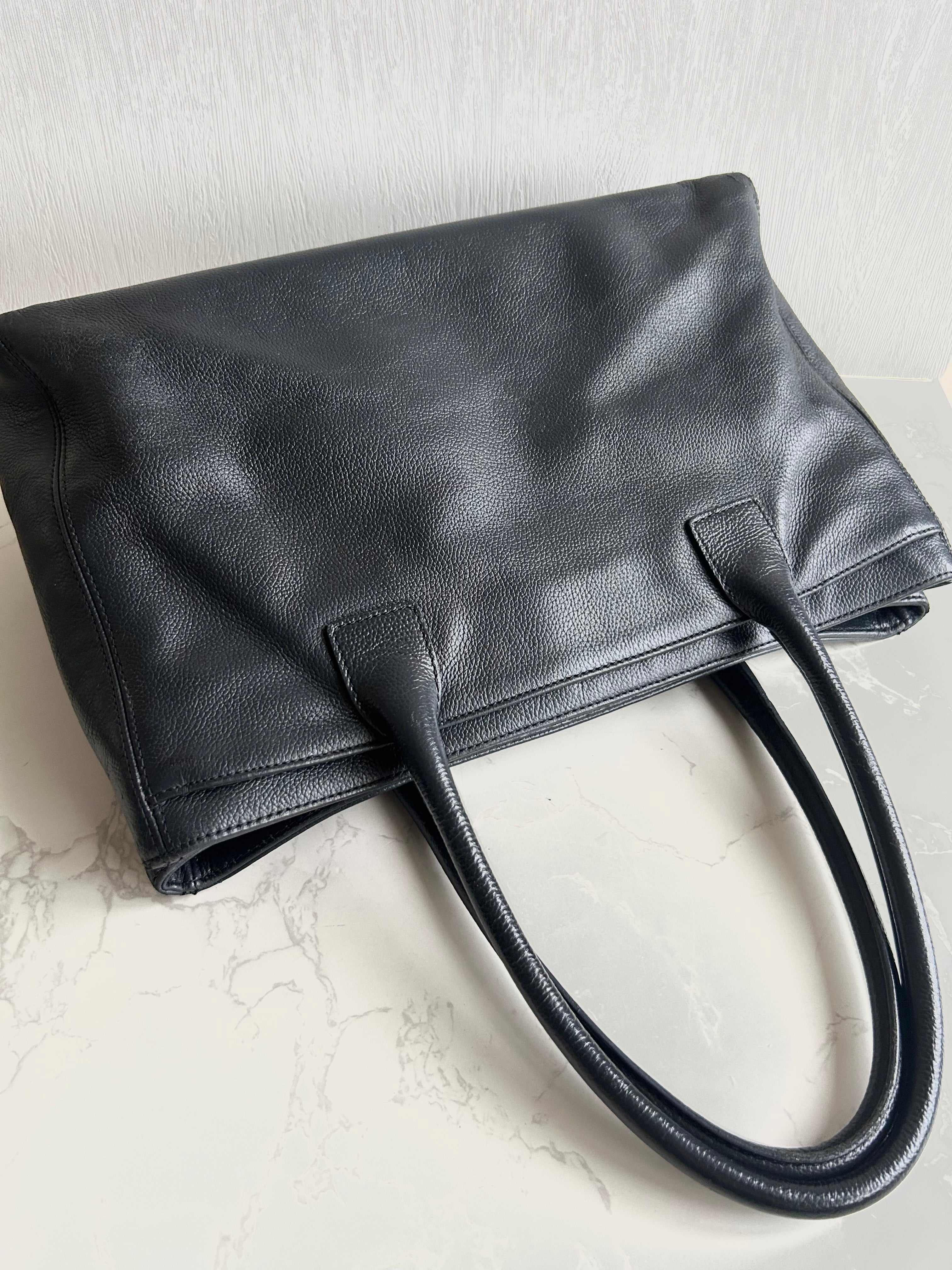 Chanel 復刻黑銀旋轉扣Executive Tote 托特包 單肩包 側背包 中古包