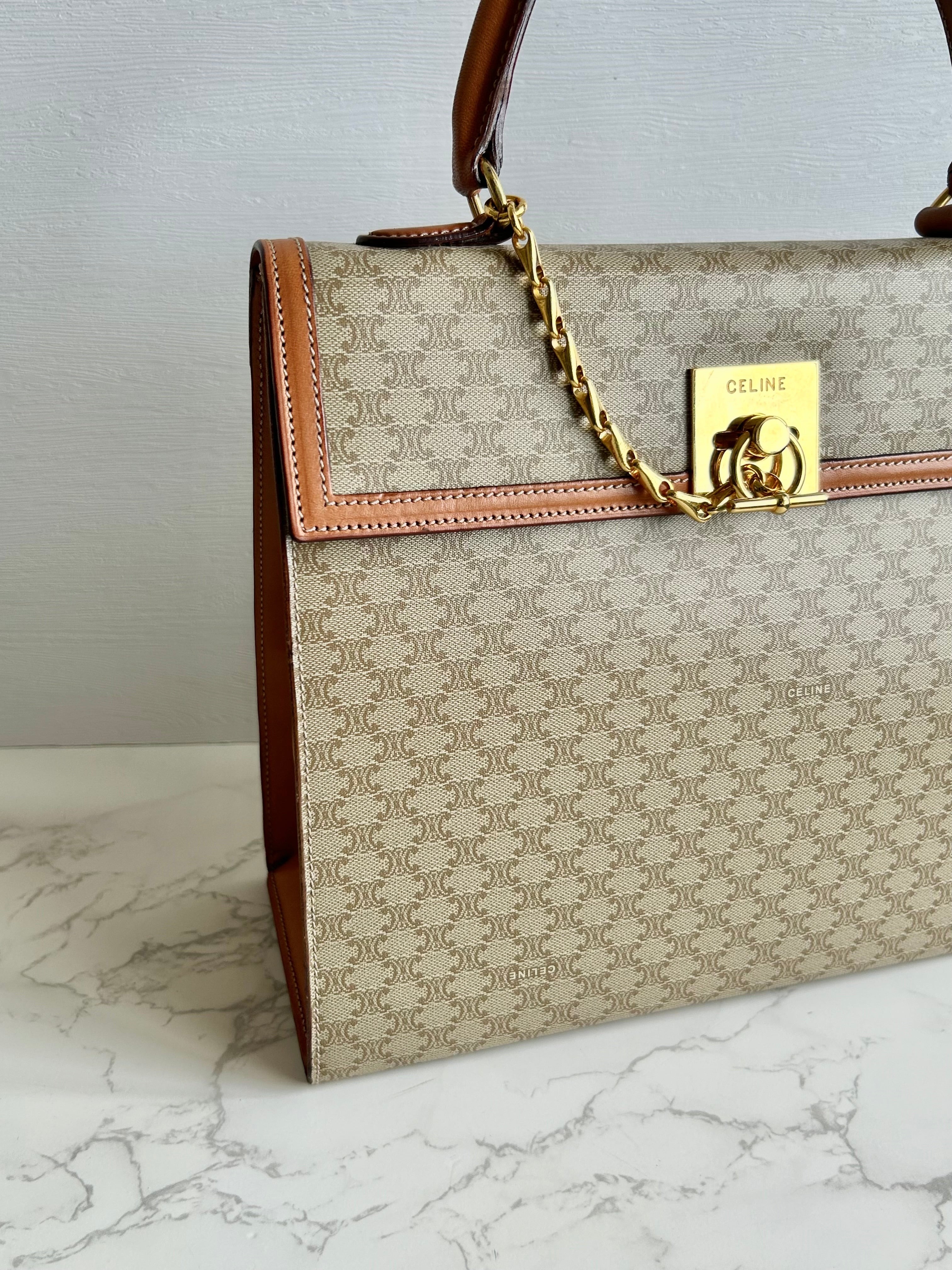 CELINE rare beige old flower Kelly side bag / oblique backpack / handbag