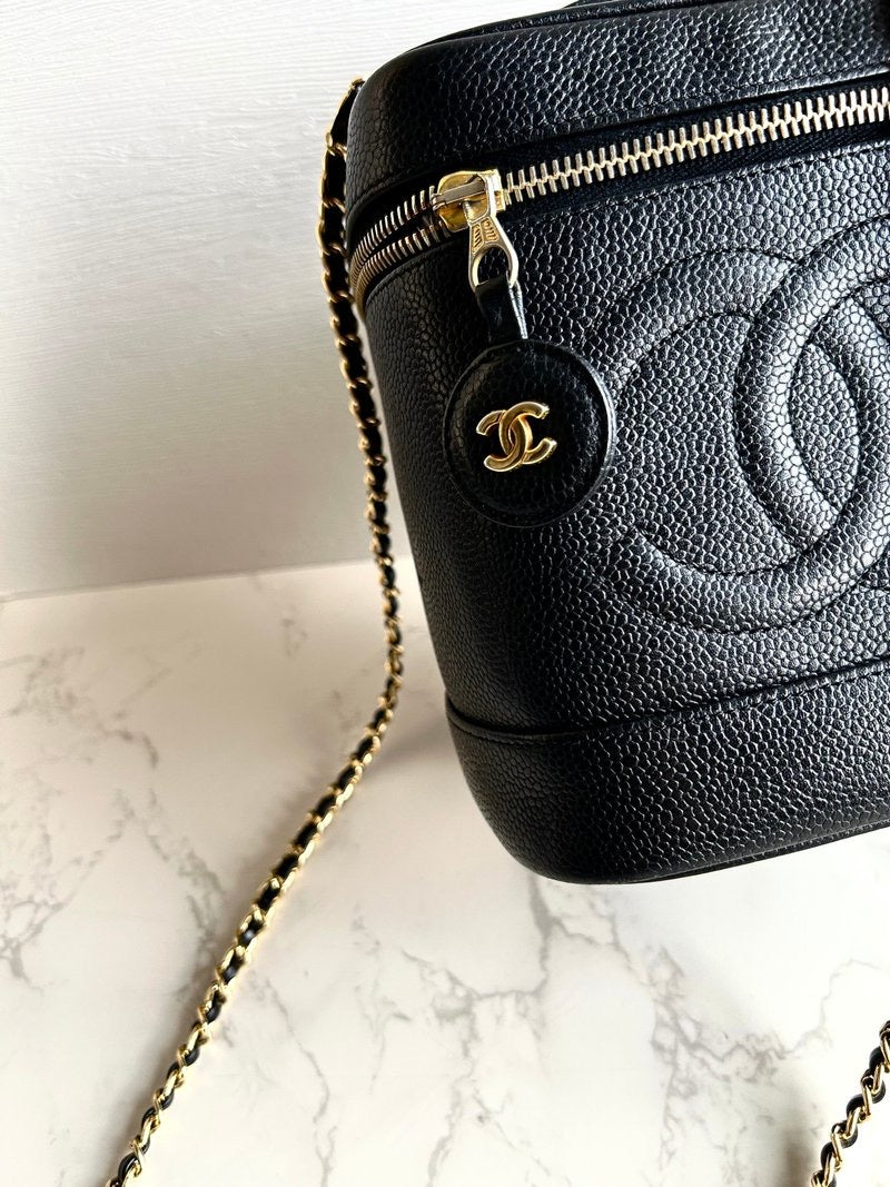 Chanel Black Caviar Cosmetic Box Bag Crossbody Bag Side Bag Shoulder Bag