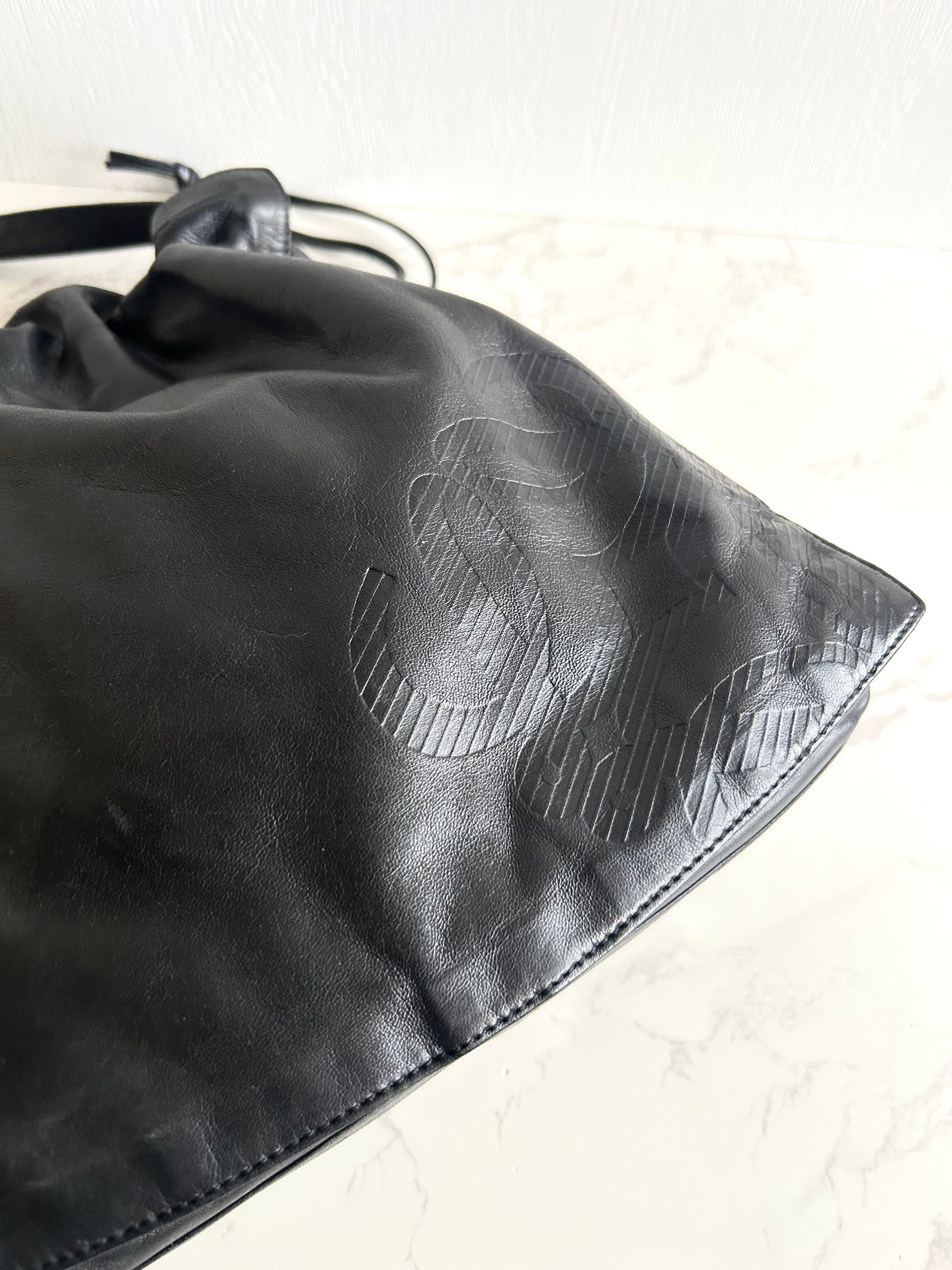 Loewe 黑色納帕皮革抽繩包 側背包 斜背包