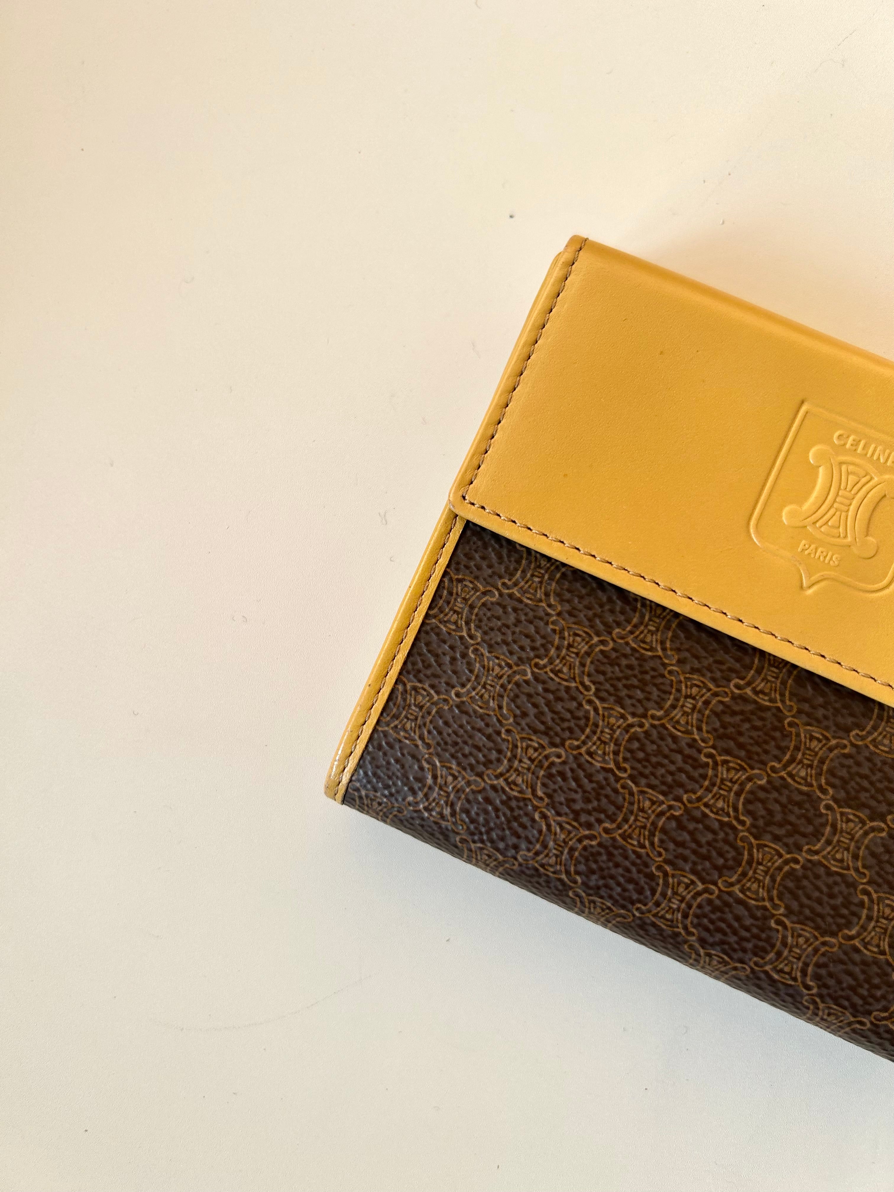 CELINE Beige Arc de Triomphe Presbyopia Short Clip Gold Wallet/Silver Bag/Wallet