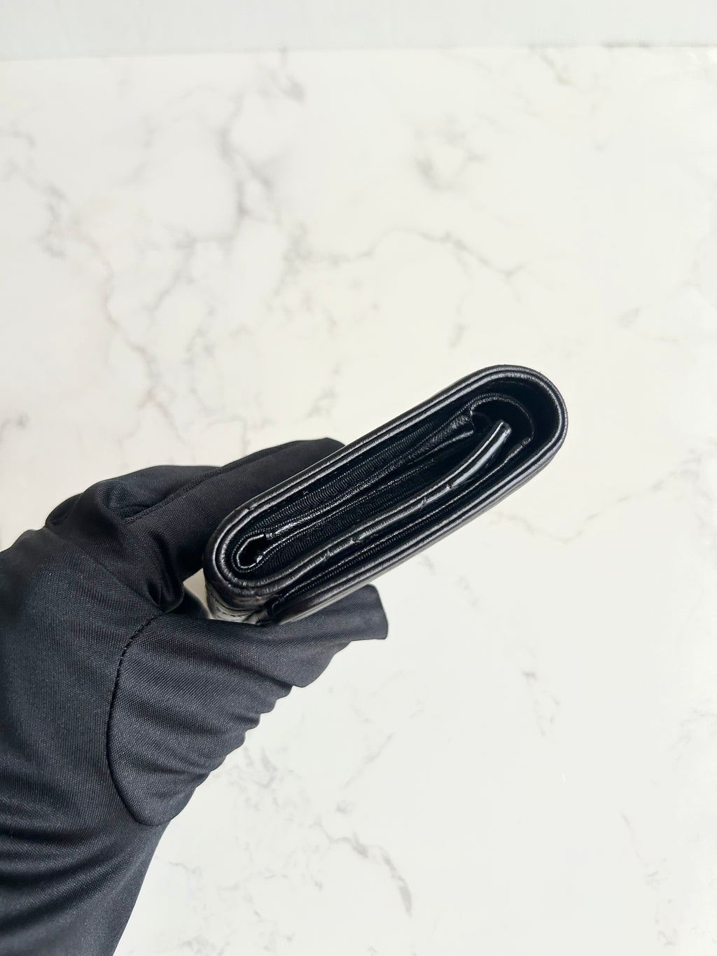 Chanel 黑色Matelasse銀扣皮革短夾 錢包 皮夾
