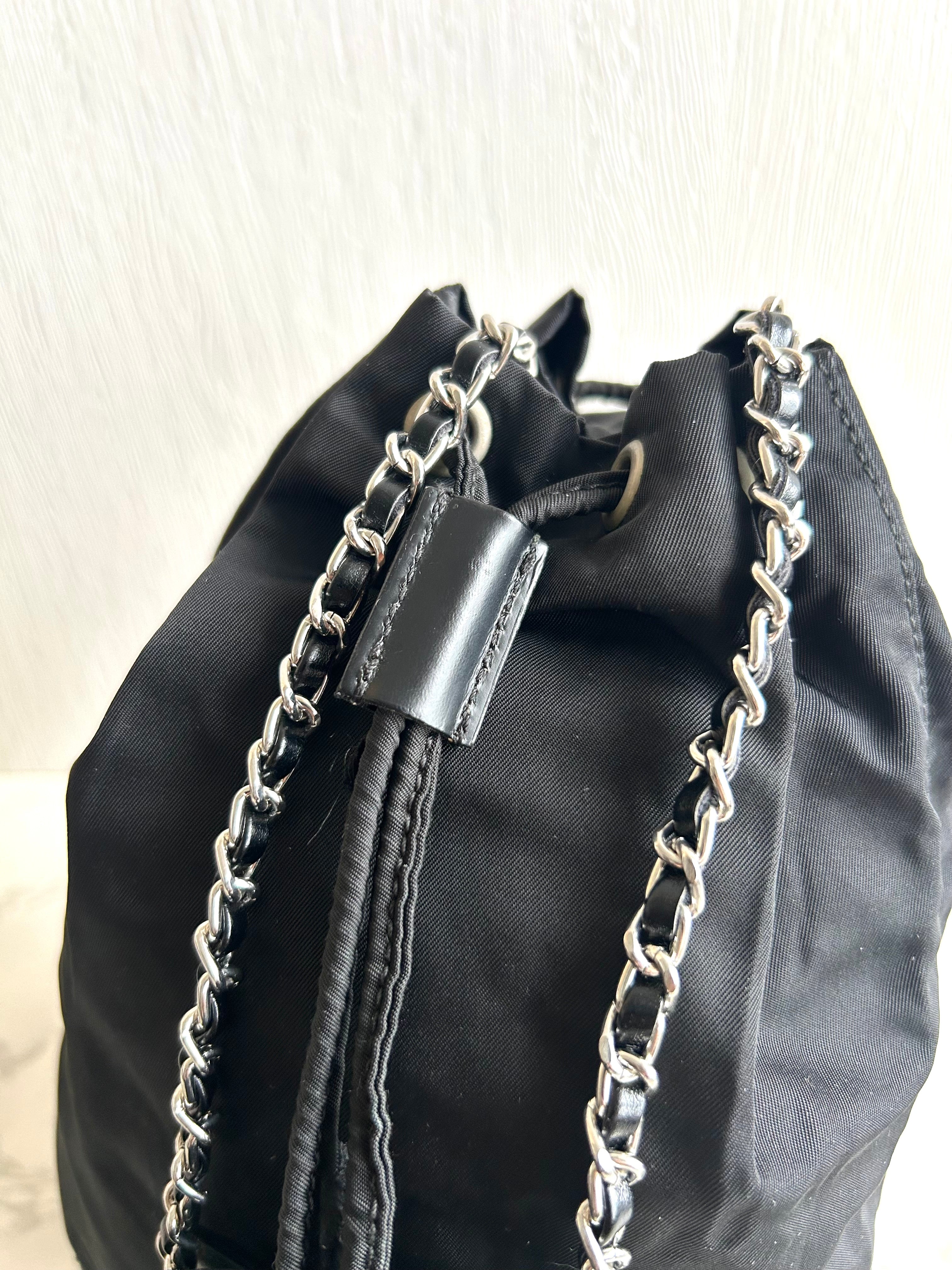 中古Prada黑銀鏈子迷你水桶包 側背包 斜背包