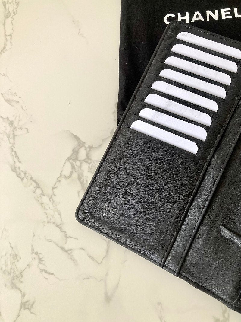 CHANEL Black Camellia Silver Label Leather Long Wallet/Wallet