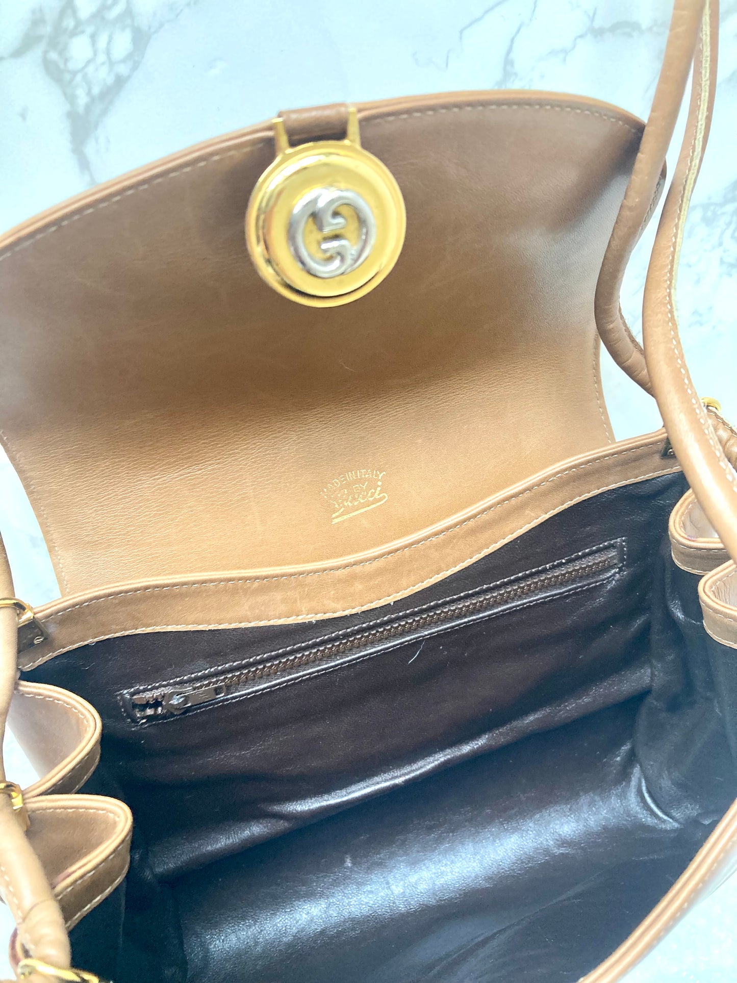 GUCCI Rare Caramel Brown x Gold Coin Leather Shoulder Bag