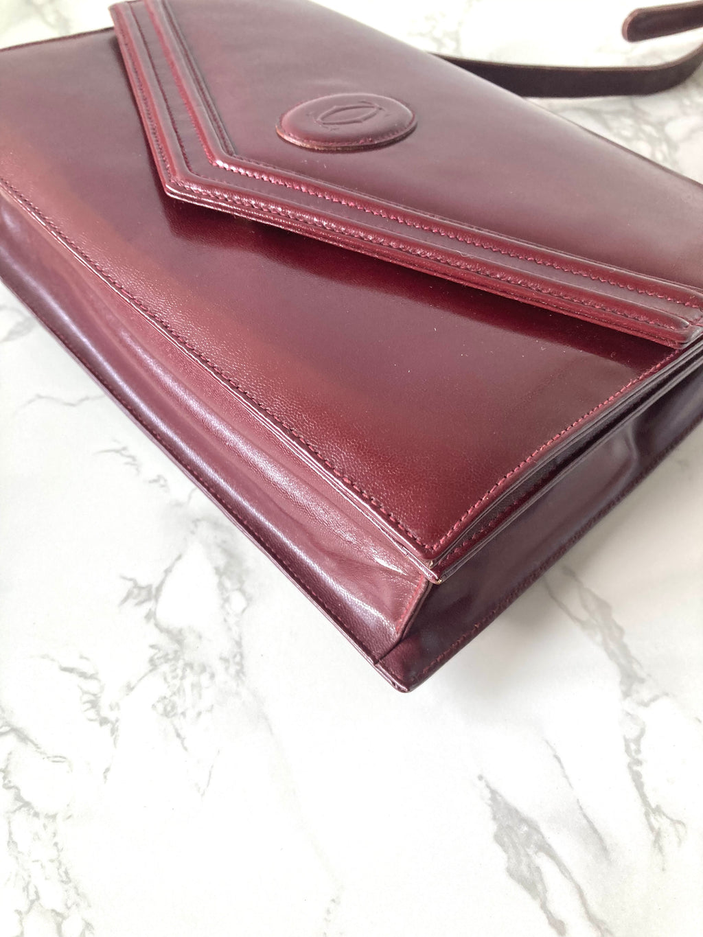 CARTIER Must De Cartier Burgundy Envelope Crossbody / Shoulder Bag