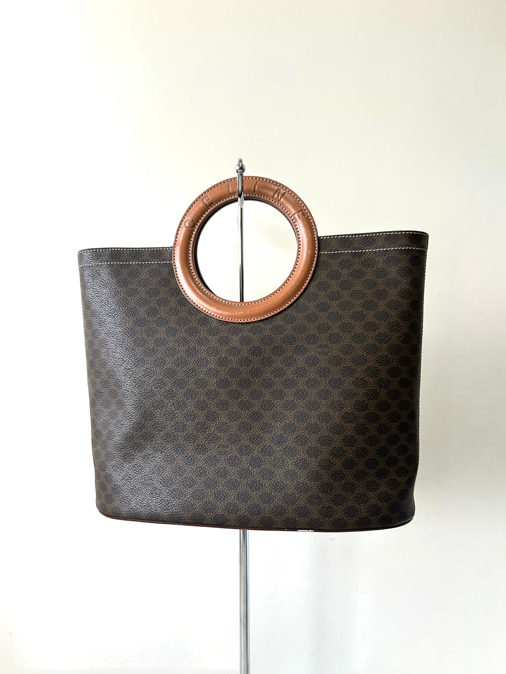 CELINE rare large leather ring coffee color old flower tote bag / handbag