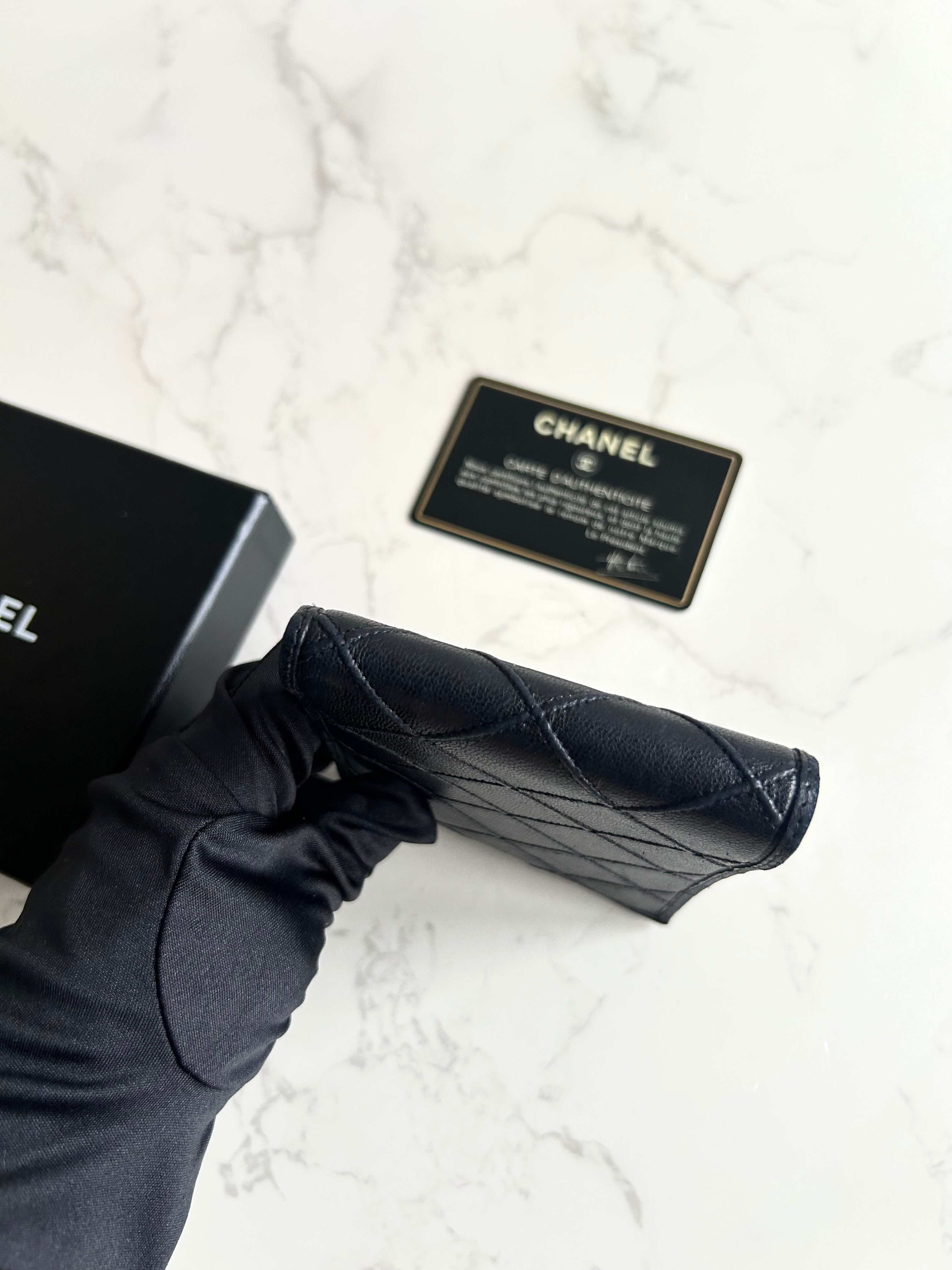 Chanel 黑色小羊皮革中夾 錢包 短夾 皮夾