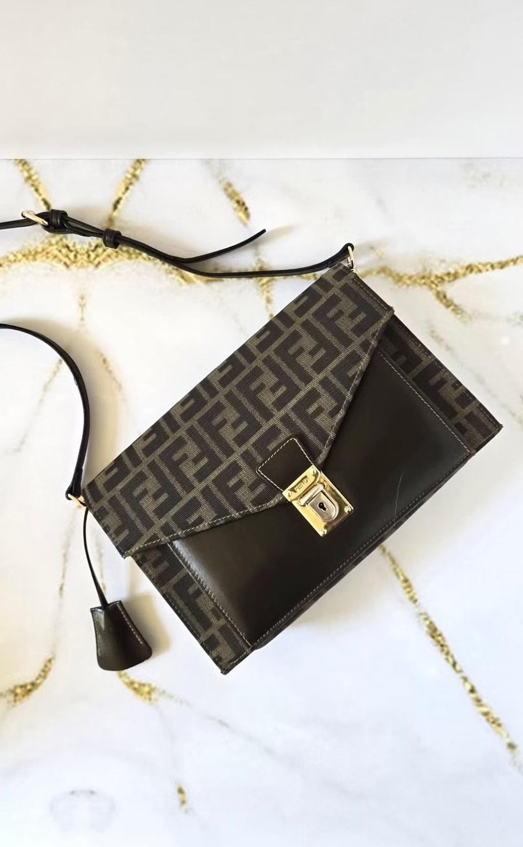 Fendi 稀有咖啡色Zucca信封風琴包/斜背包/側背包/單肩包