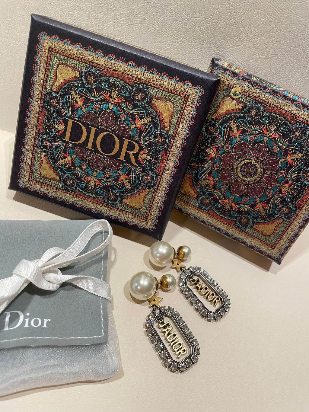 CHRISTIAN DIOR Rare Rhinestone Vintage Pearl Earrings