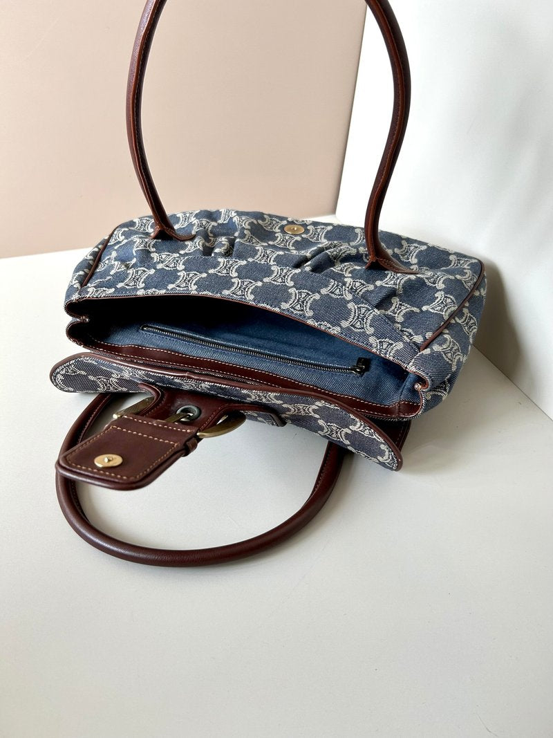 CELINE rare denim blue Arc de Triomphe old flower leather bag / side backpack / underarm bag