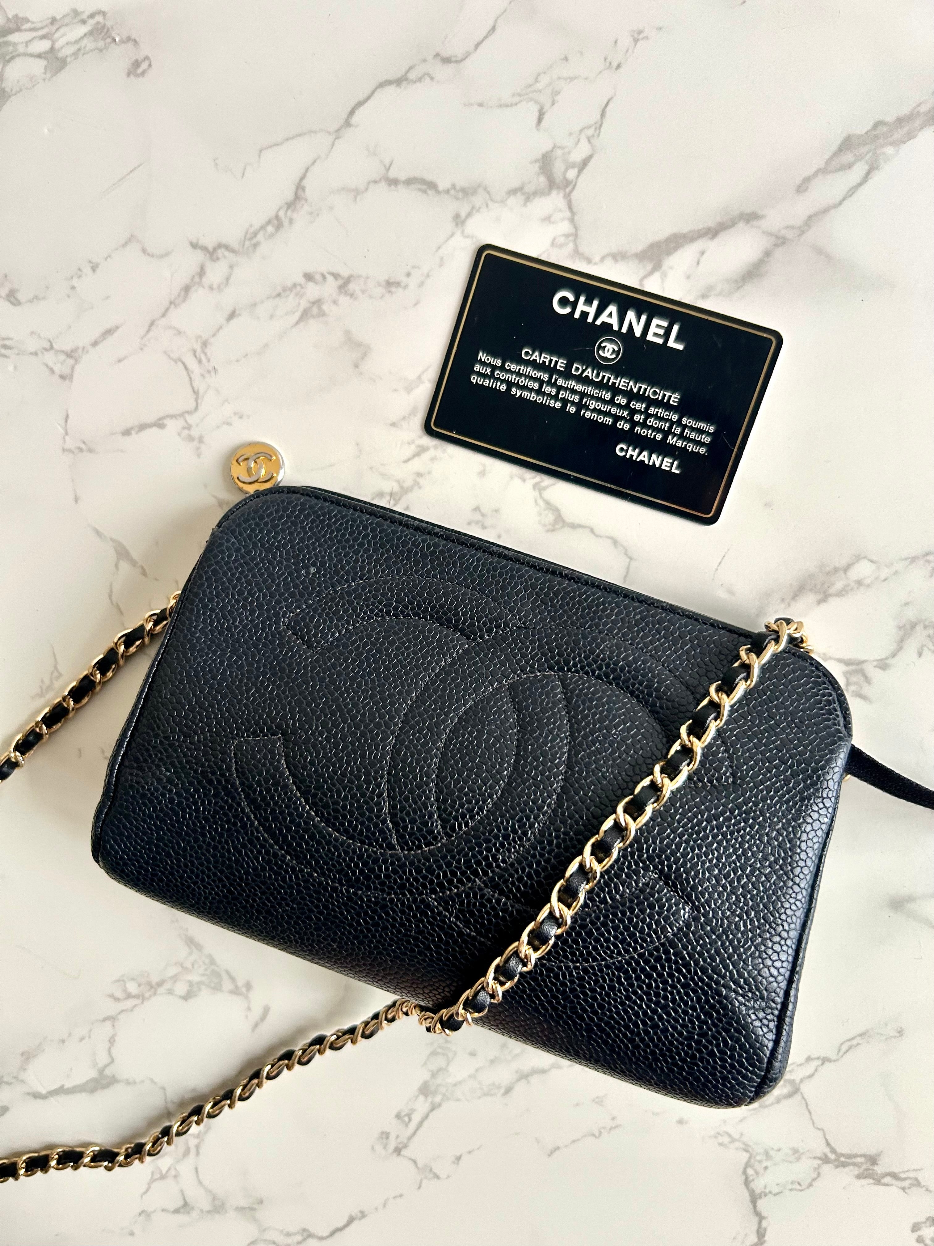 CHANEL Rare Black Caviar Leather Side Bag/Messenger Bag/Clutch