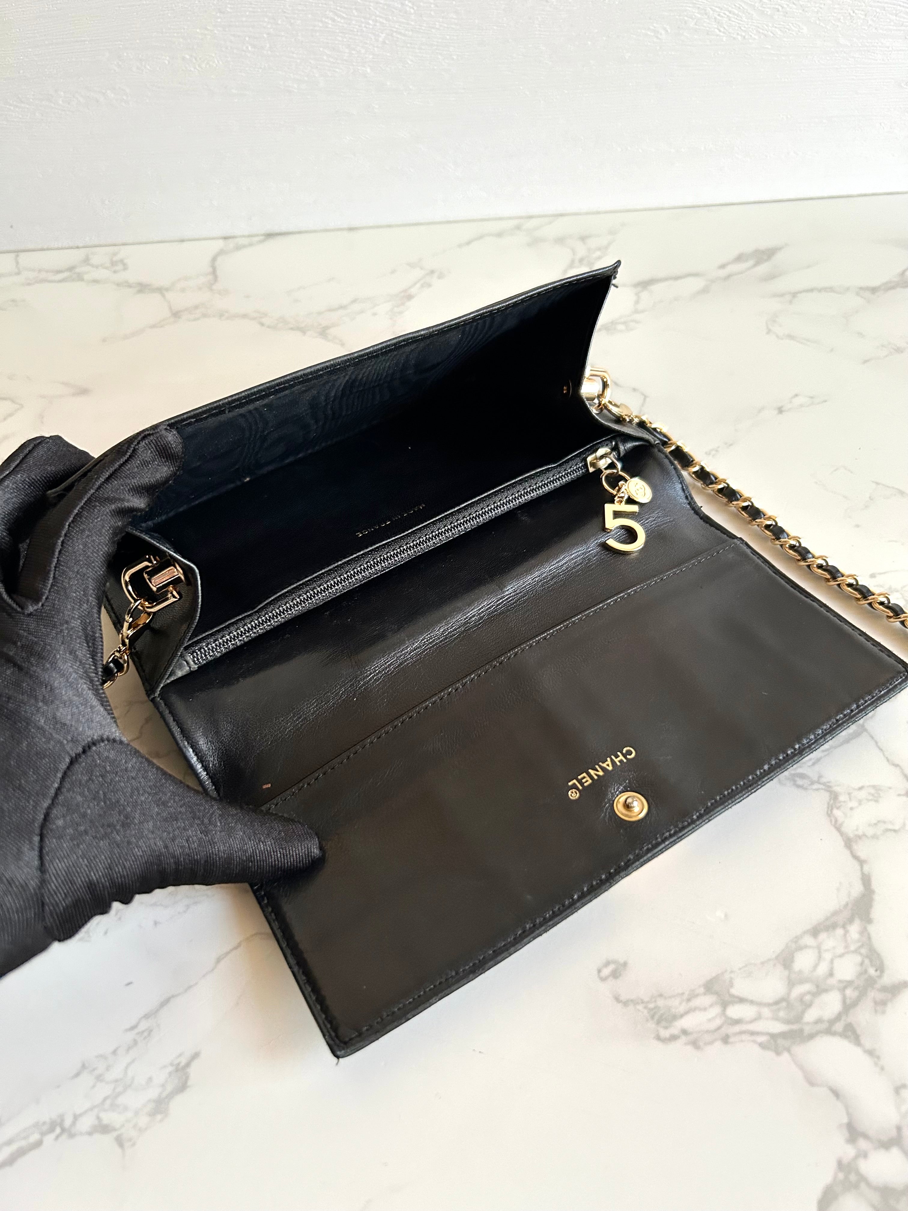 CHANEL Black Ice Cube Gold Buckle WOC Long Wallet / Diagonal Bag / Side Bag