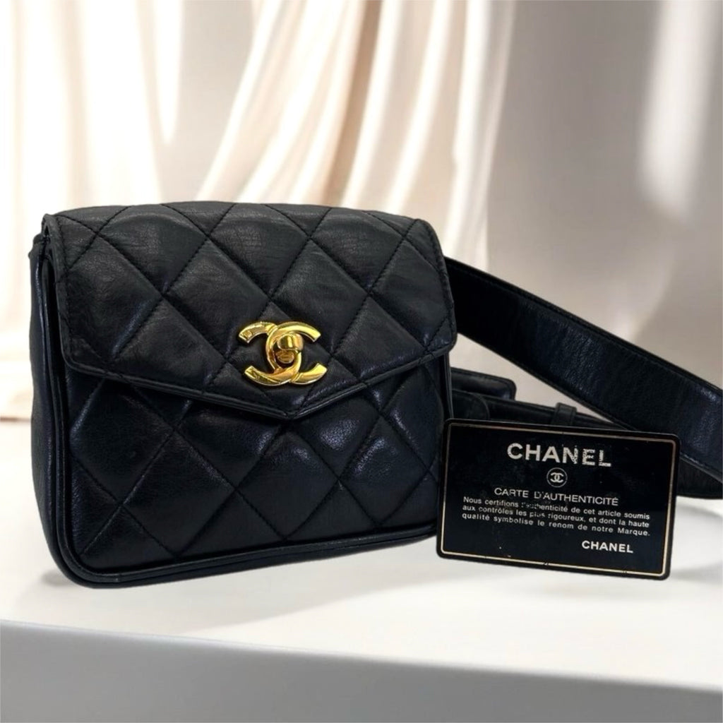 CHANEL rare black leather gold swivel buckle belt bag/side bag/clutch