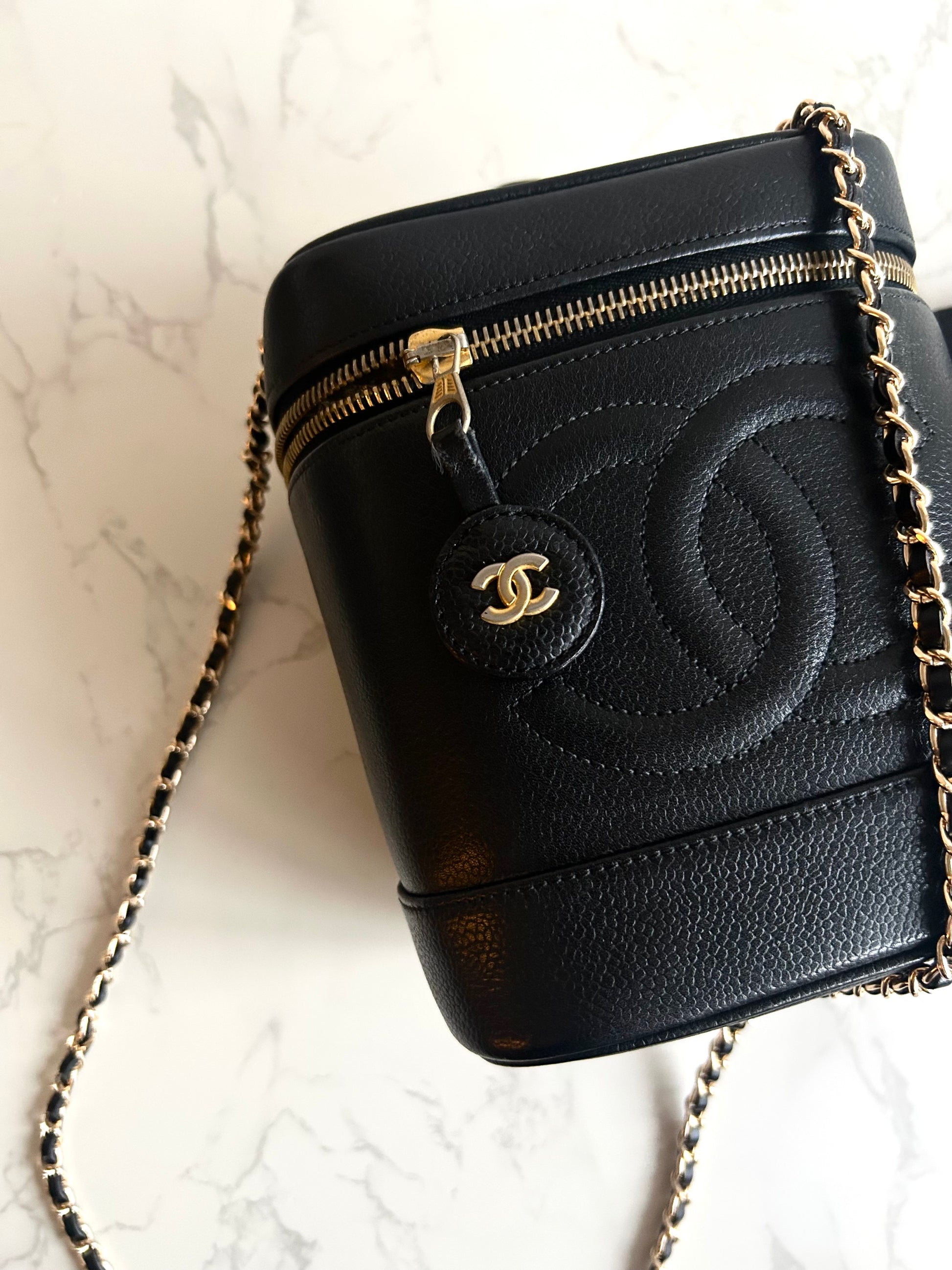 Chanel黑色魚子醬化妝盒子包/斜背包/側背包/單肩包