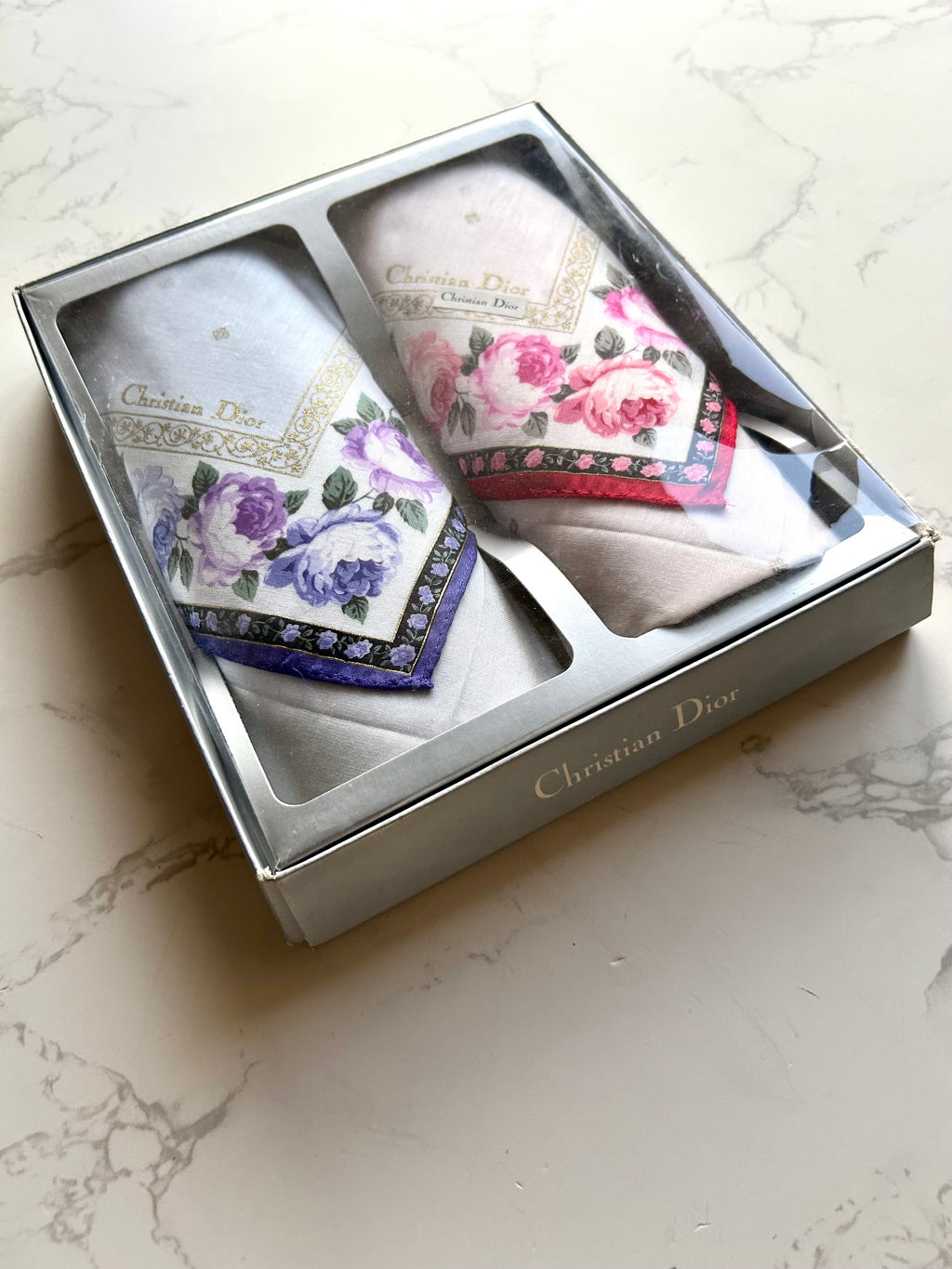 DIOR 未使用保存品•鮮花花紋絲巾禮盒 - 一套2條· 新春禮品