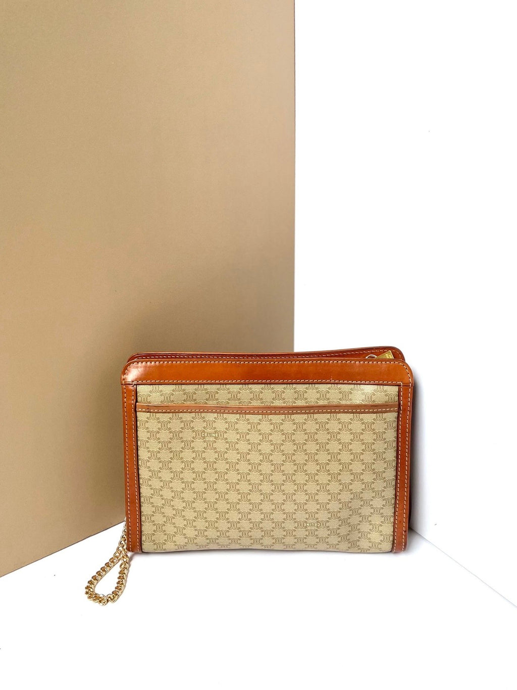 CELINE Beige Apricot Old Flower Leather Gold Arc de Triomphe Buckle Small Bag/Side Bag/Messenger Bag