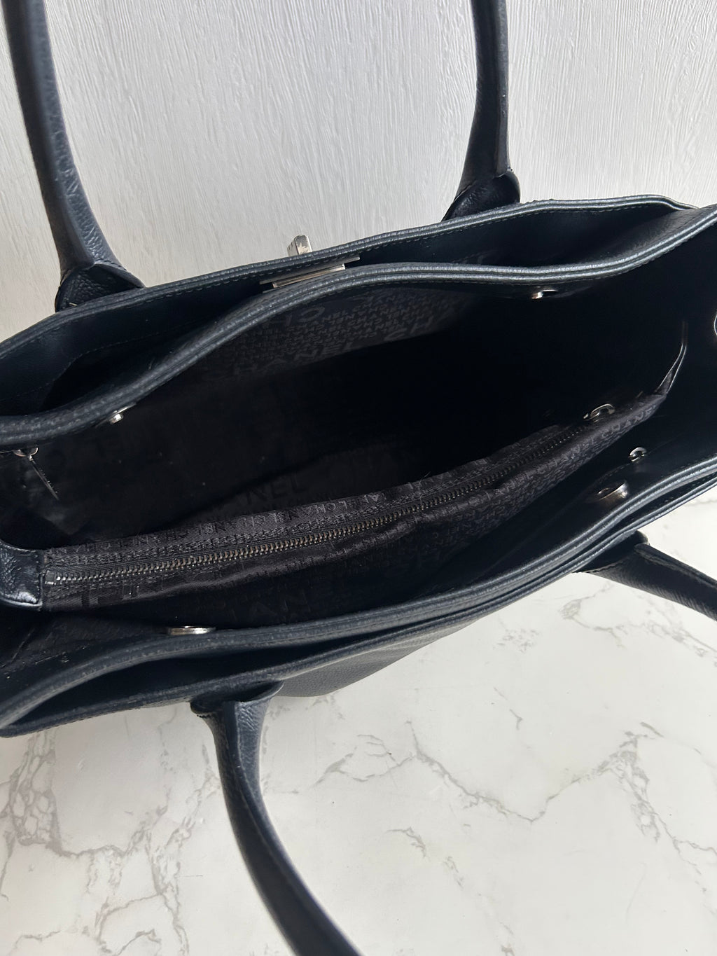 Chanel 復刻黑銀旋轉扣Executive Tote 托特包 單肩包 側背包 中古包