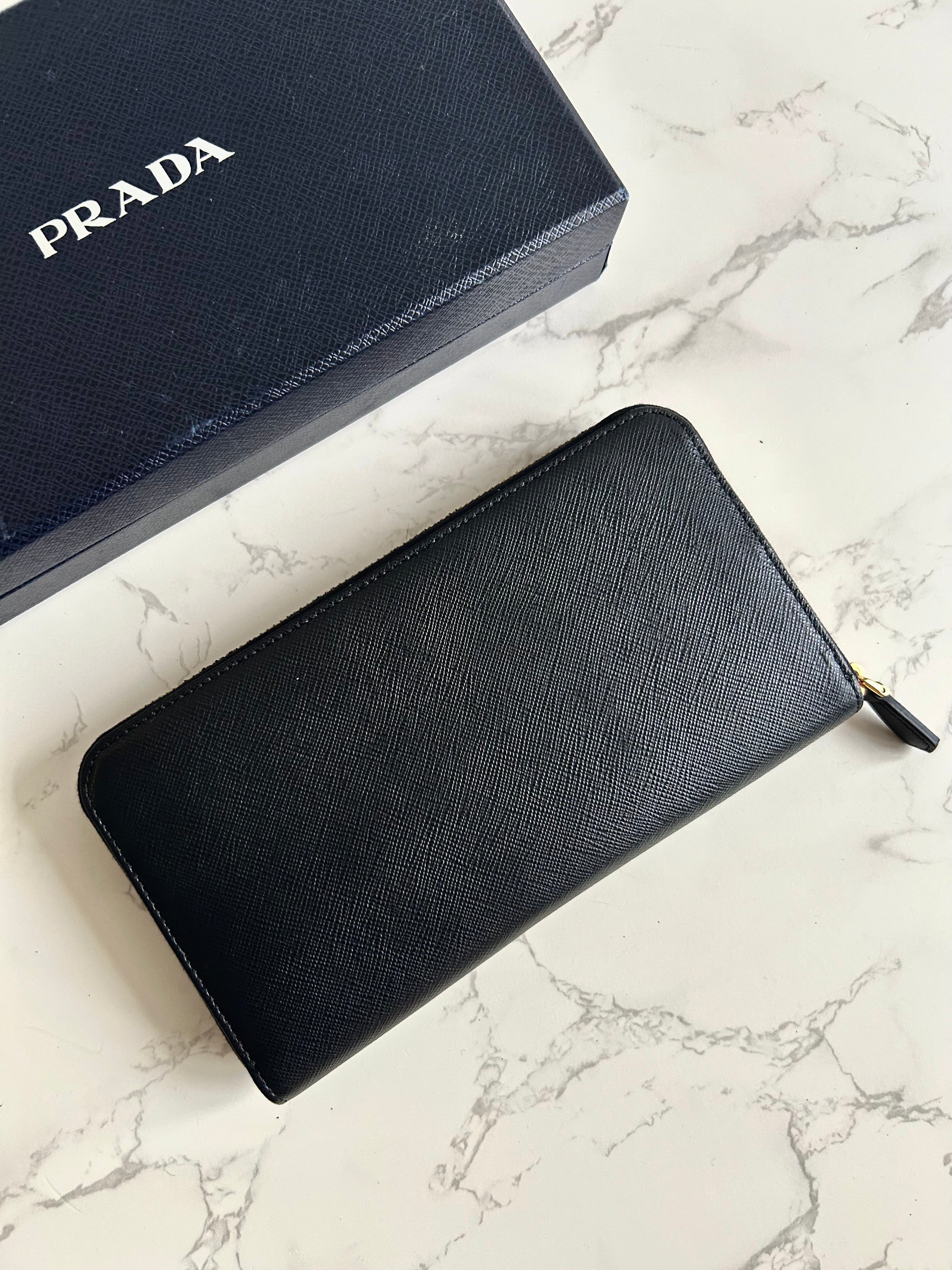 PRADA black gold triangle cowhide leather zipper long wallet/wallet/purse