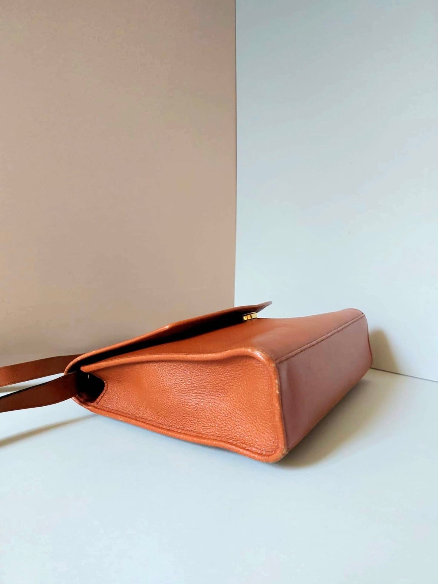 Yves Saint Laurent YSL Caramel Brown Embroidered Kelly Bag/Side Bag/Messenger Bag