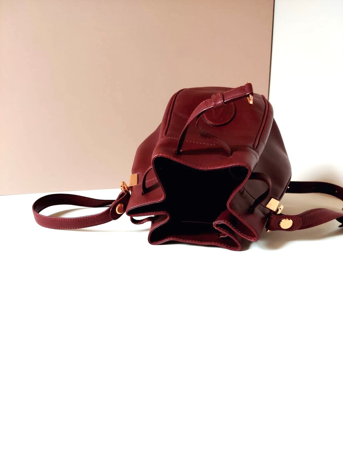 CARTIER Must De Cartier Rare Burgundy Small Bucket Drawstring Bag/Side Bag/Messenger Bag
