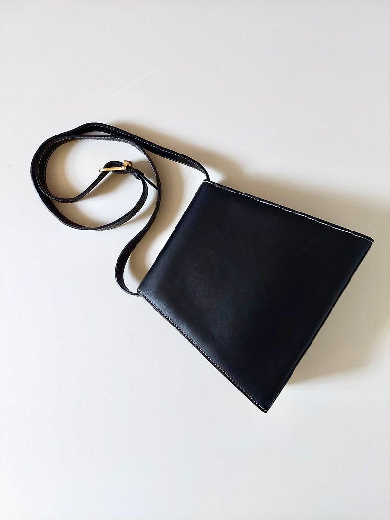 CELINE rare black gold buckle outer seam leather small Kelly shoulder bag / crossbody bag