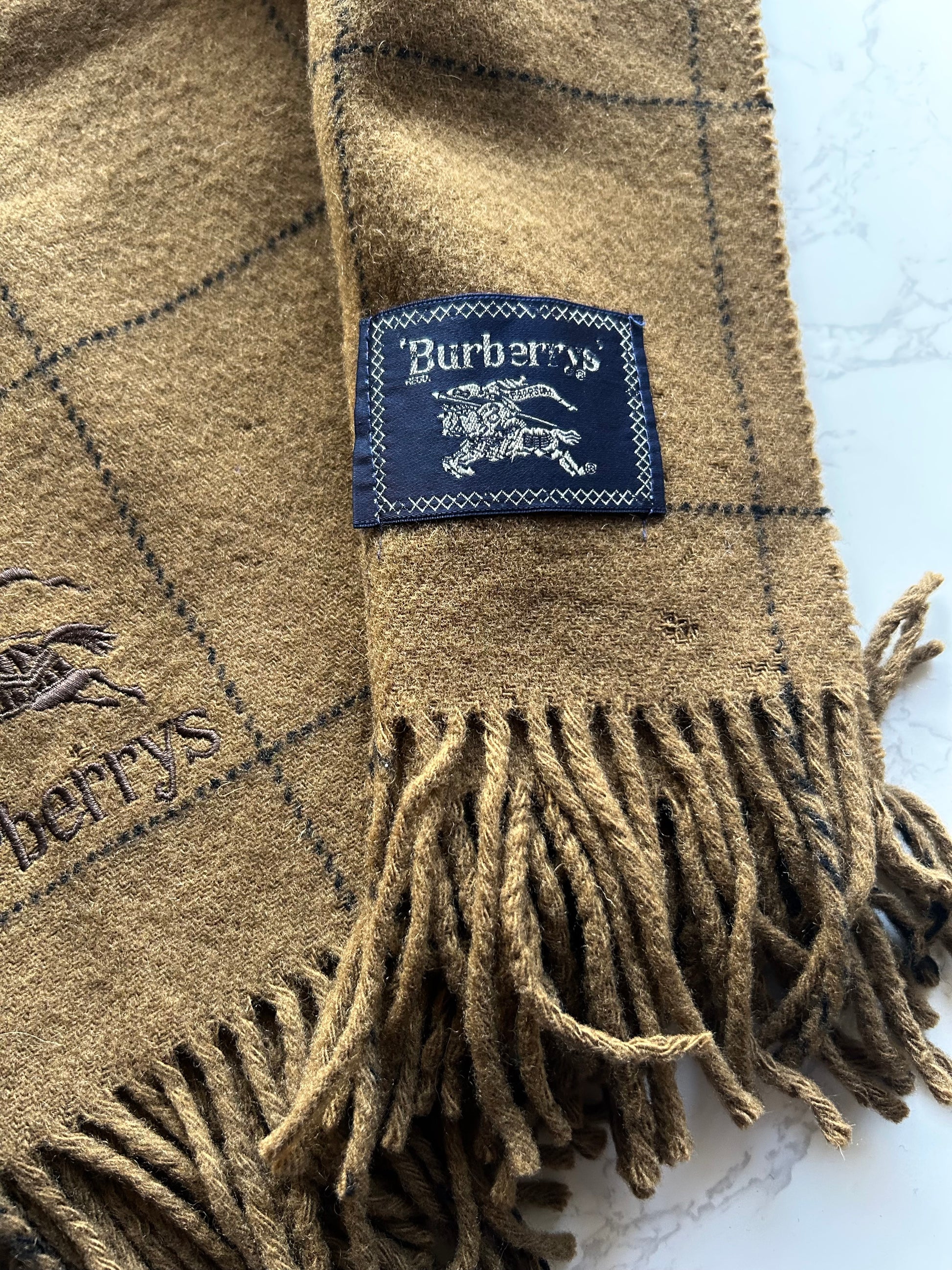 BURBERRYS 駝色幼格紋刺繡圍巾/頸巾· 新春禮品