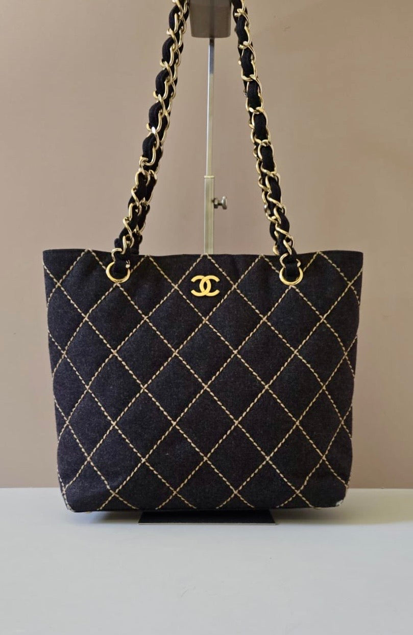 Rare Pre-owned Chanel Black Wild Stitch Tweed Chain Vivian Tote/Shoulder Bag/Crossbody Bag