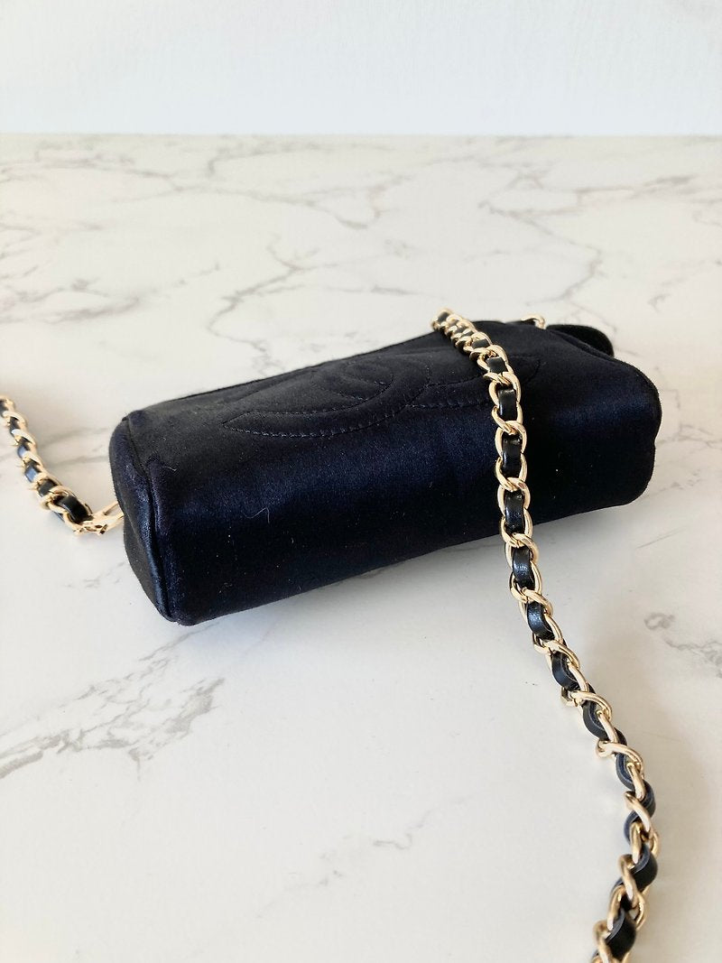 CHANEL Rare Black Satin Chain Small Bag/Side Bag/Messenger Bag/Clutch Bag - Japanese Second-hand Vintage